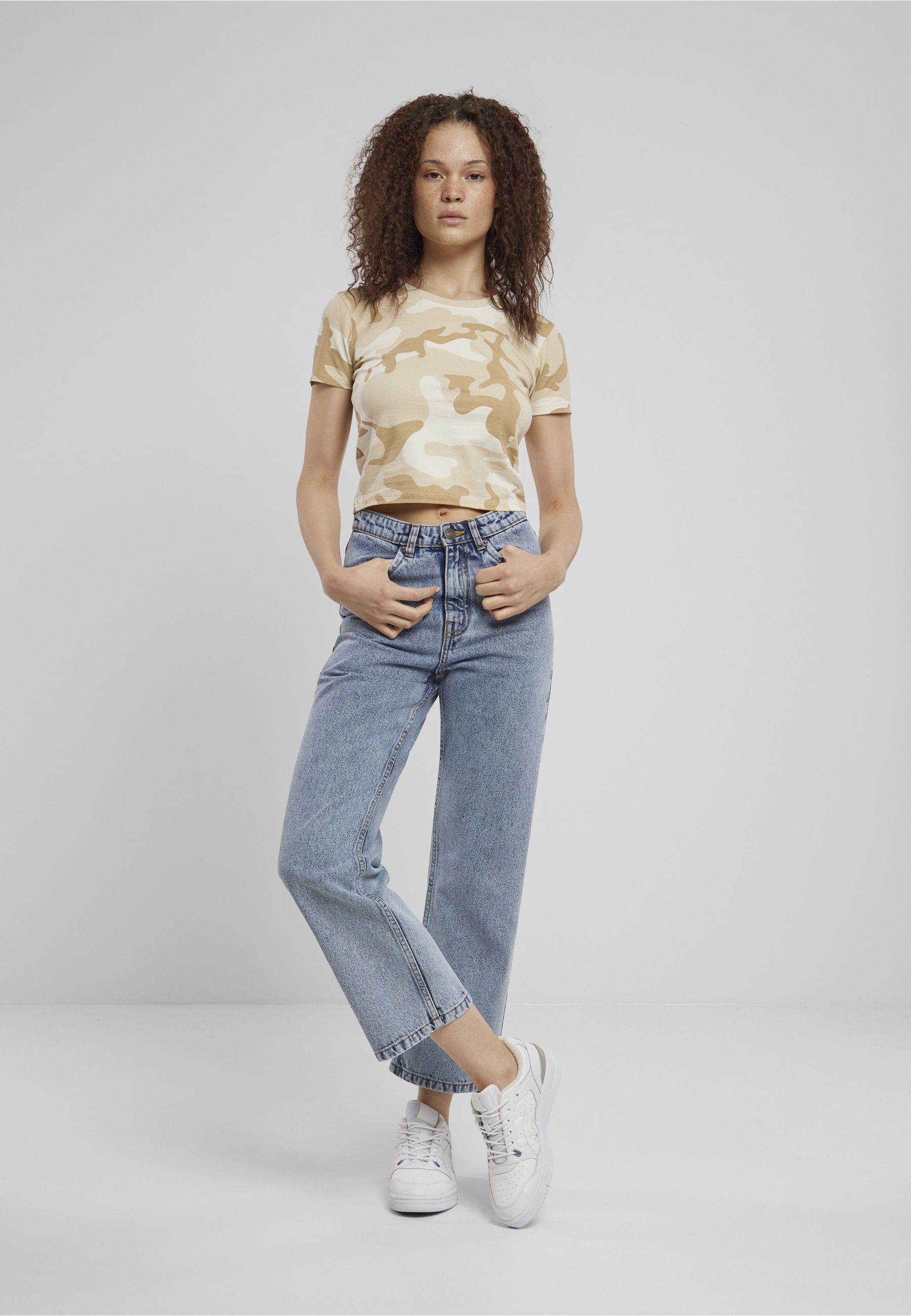 URBAN CLASSICS T-Shirt »Urban Classics Damen Ladies Cropped Camo Tee« 1 Stk.