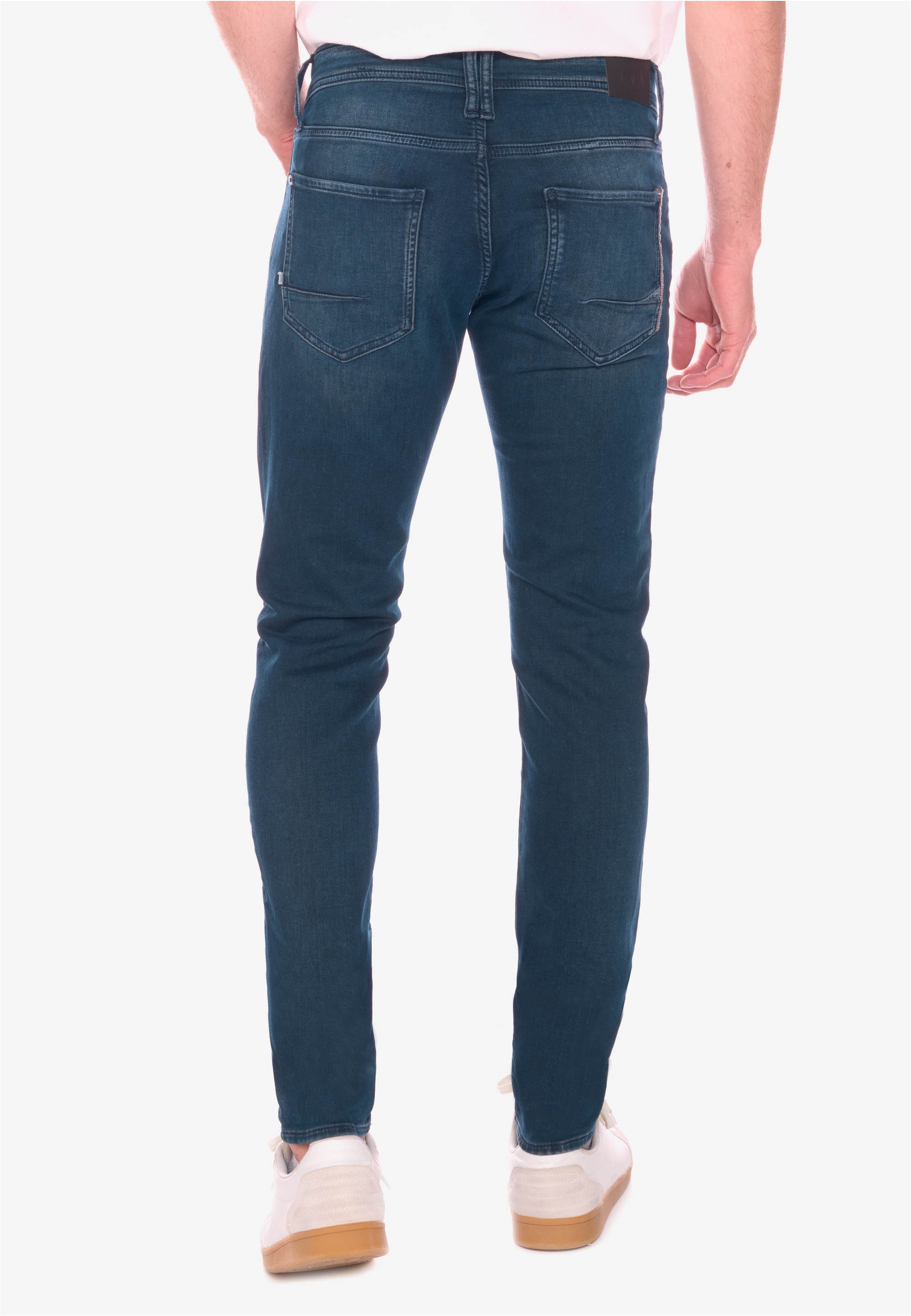 Le Temps Des Cerises Slim-fit-Jeans »700/11JO«, mit eng anliegendem Schnitt