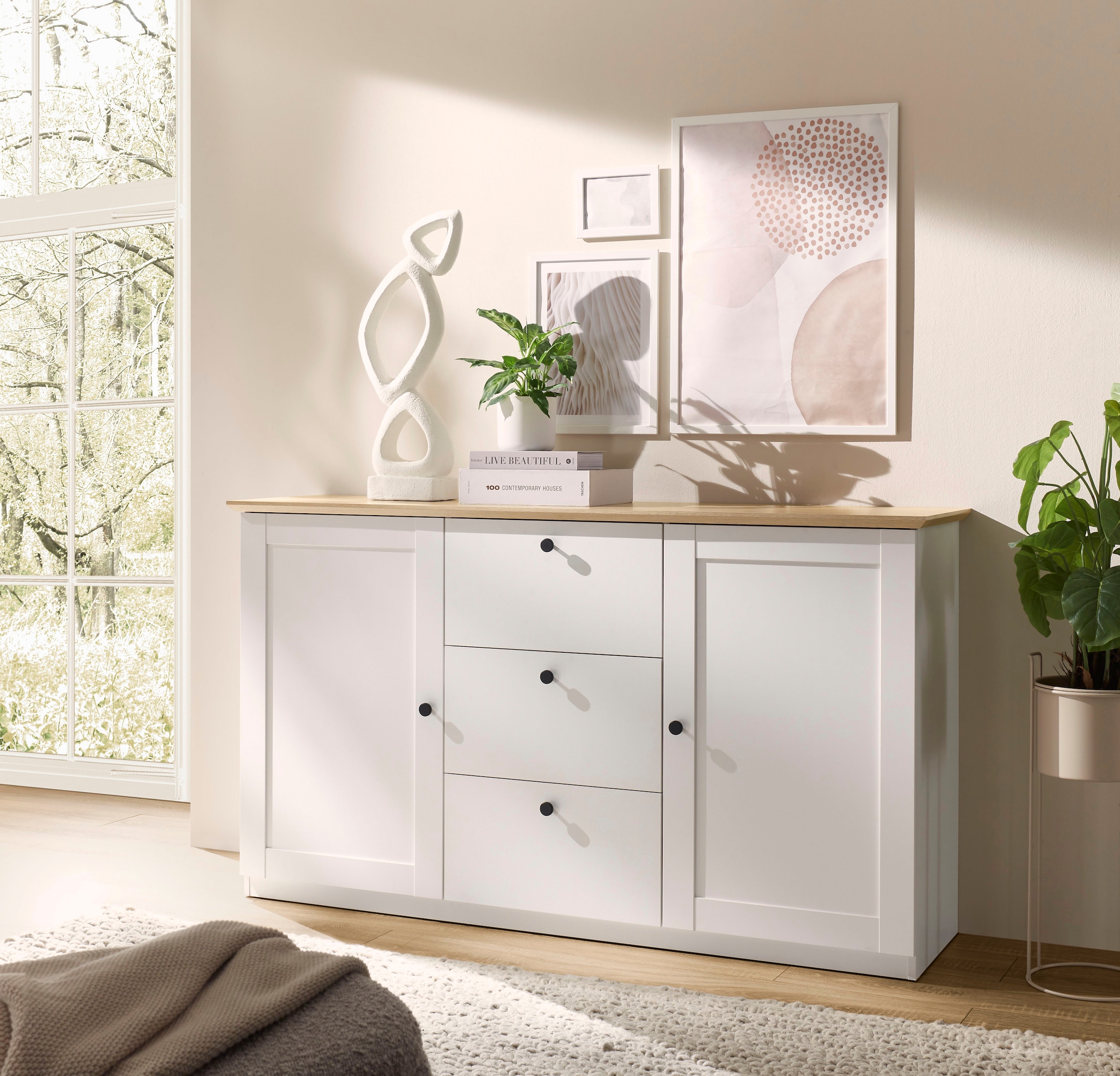 OTTO home Sideboard "Brest, Schrank im Landhausstil, Kommode, zeitloses Stauraumelement" schwarze Metallgriffe, ausreichend Stauraum, 164 cm breit
