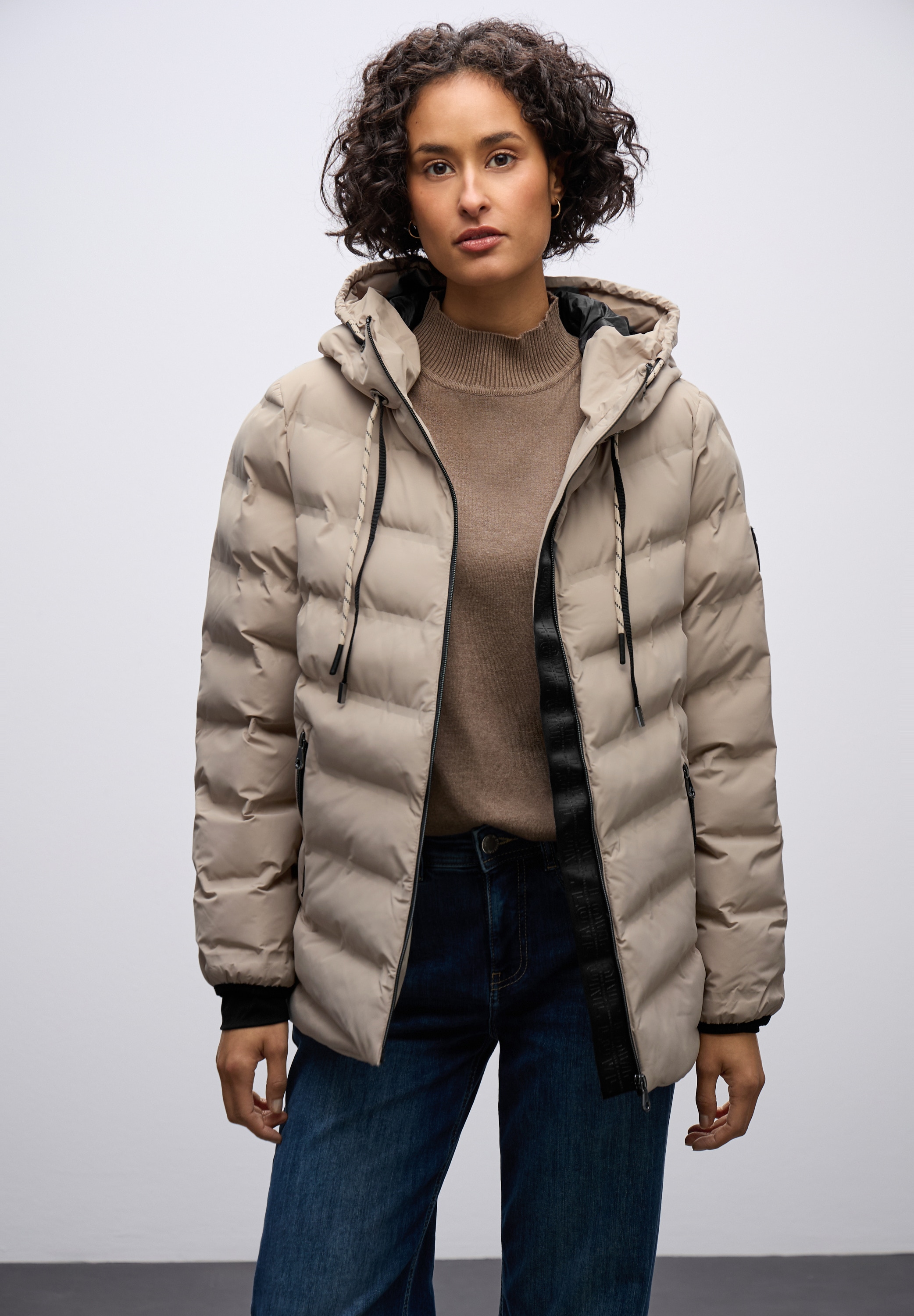 STREET ONE Steppjacke mit Kapuze mit Kapuze günstig online kaufen