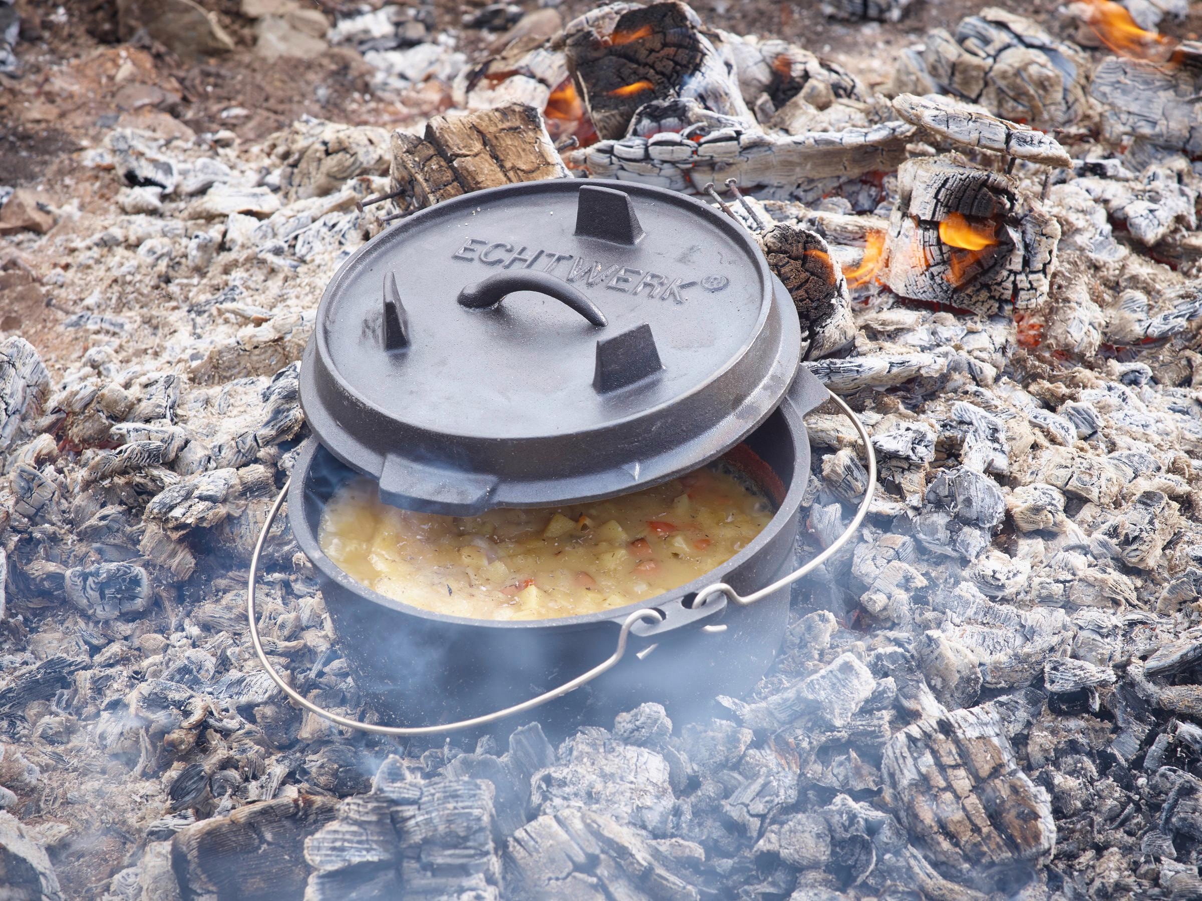 ECHTWERK Schmortopf »Dutch Oven«, Gusseisen, (1 tlg.), Feuertopf, Gusseisen BBQ Kochtopf, bereits eingebrannt, 7,6 Liter