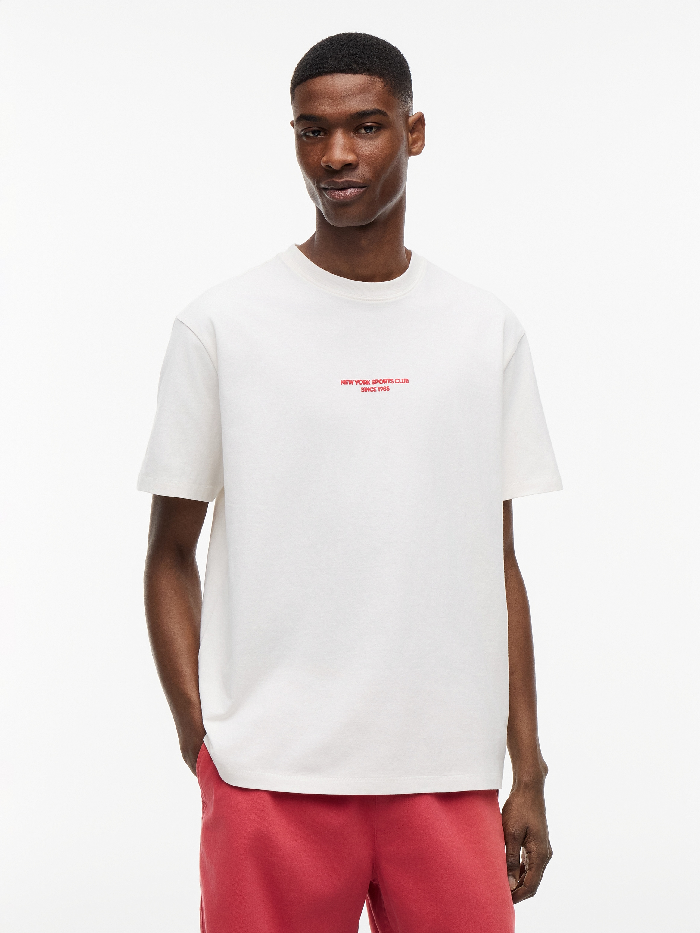Tommy Jeans "TJM RELAX FIT SAILBOAT" aus Jersey mit Rückengrafik