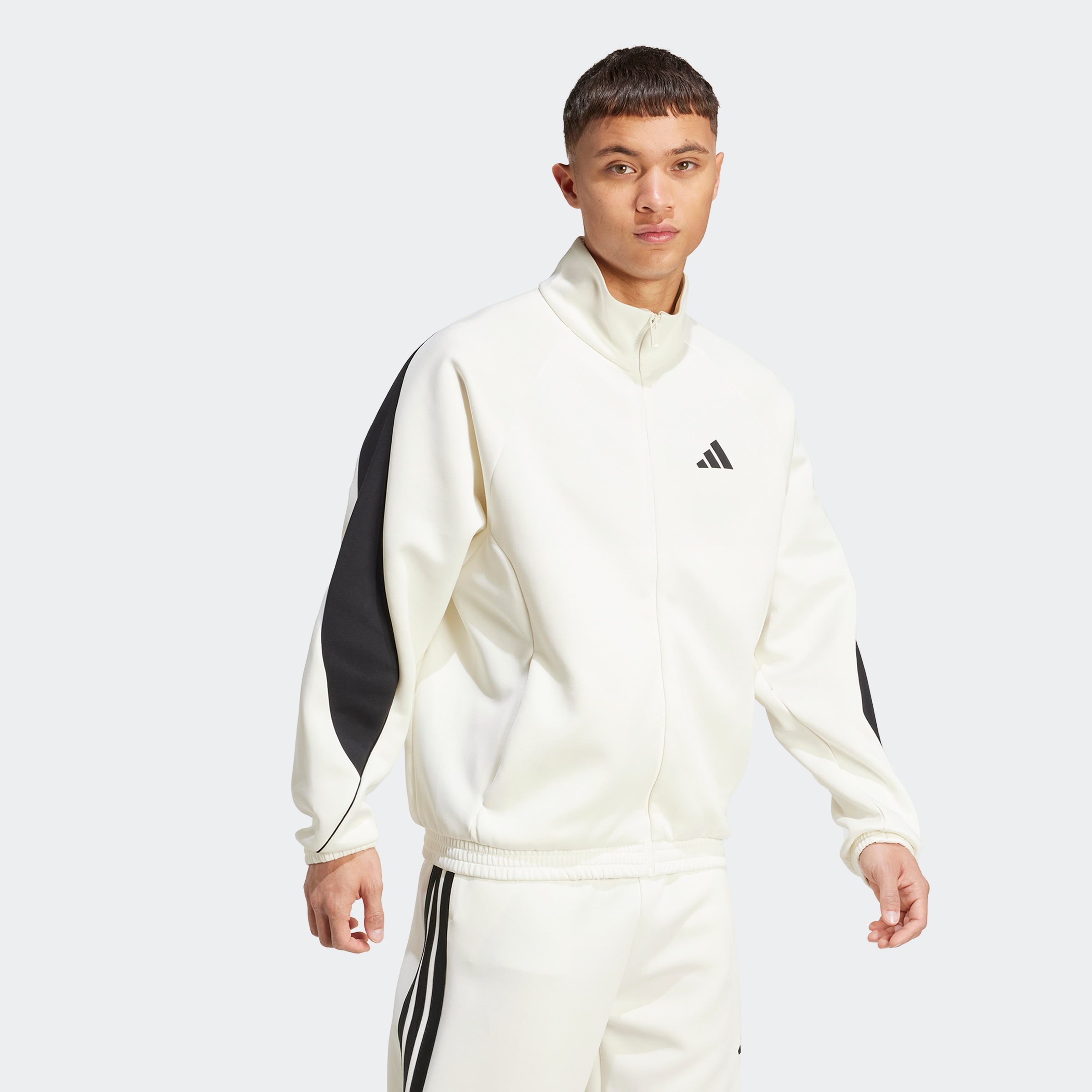 adidas Sportswear Trainingsjacke "STADIUM" mit Rollkragen, lockere Passform, aus Polyester und Baumwolle