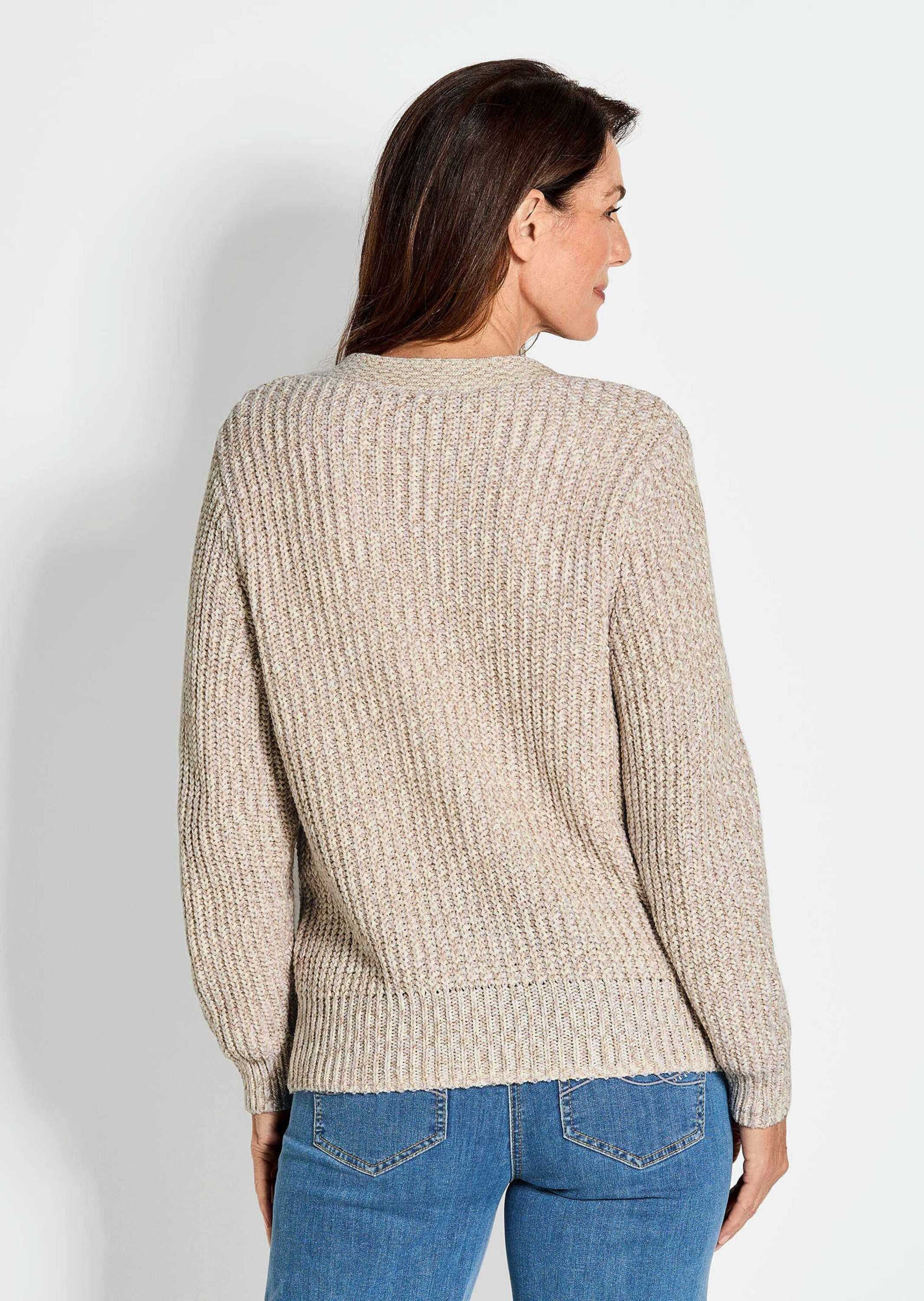 GOLDNER Strickjacke »Kurzgröße Langarm Strickjacke mit V-Ausschnitt«