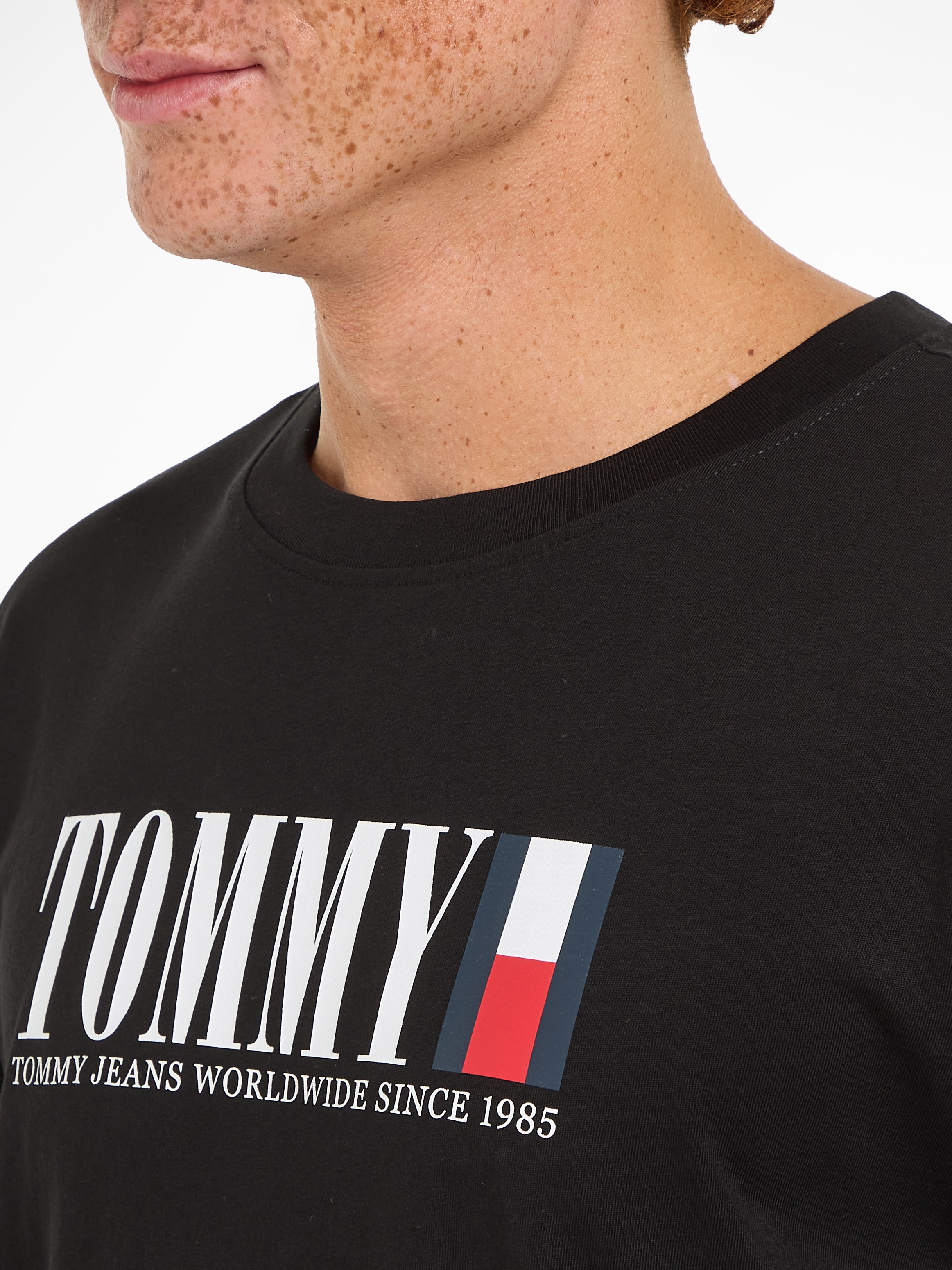 Tommy Jeans Plus T-Shirt »TJM REG TOMMY DNA FLAG TEE EXT«, Große Größen mit Logoprägung