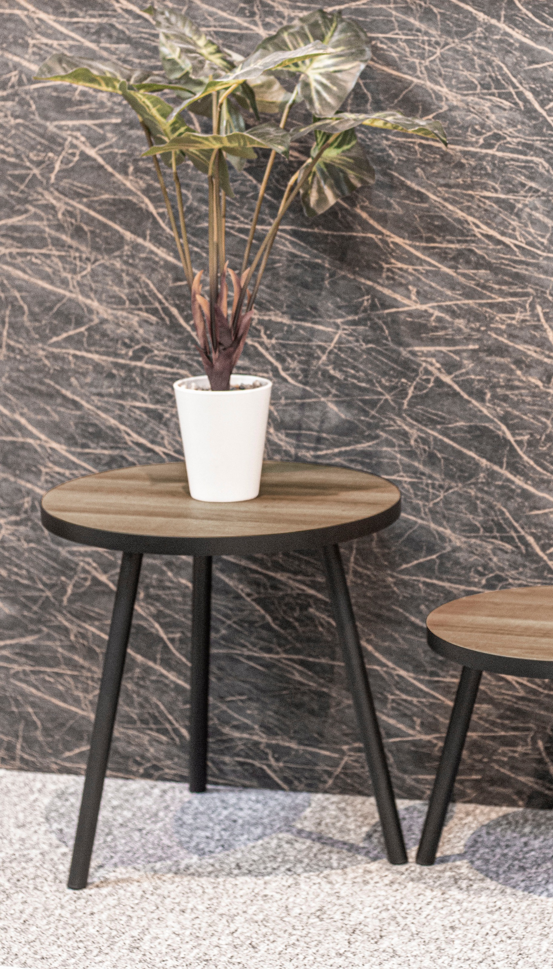Table d'Appoint Design "Qanaq" 52cm Noir & Chêne