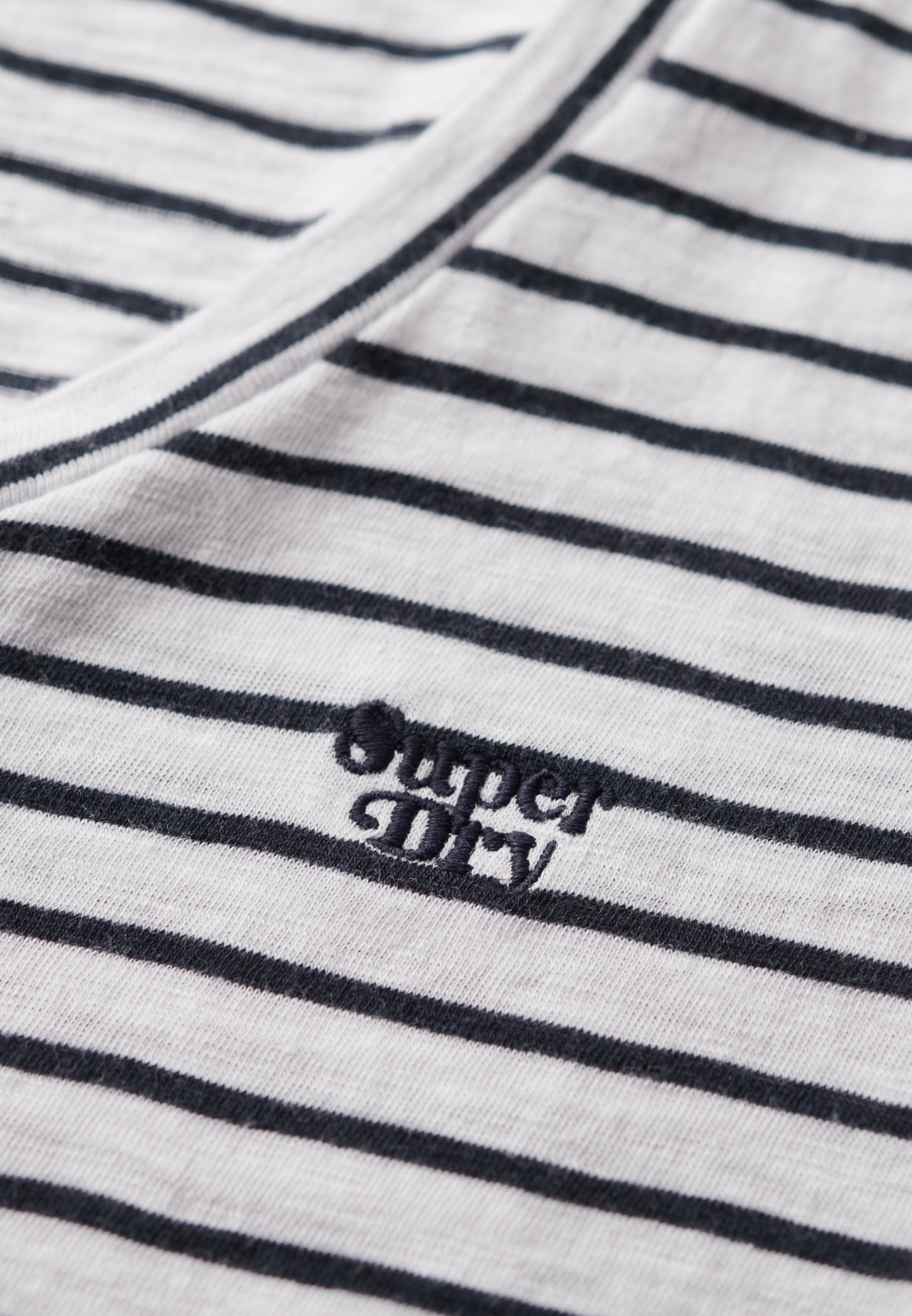 Superdry Kurzarmshirt »SCOOP NECK TEE«