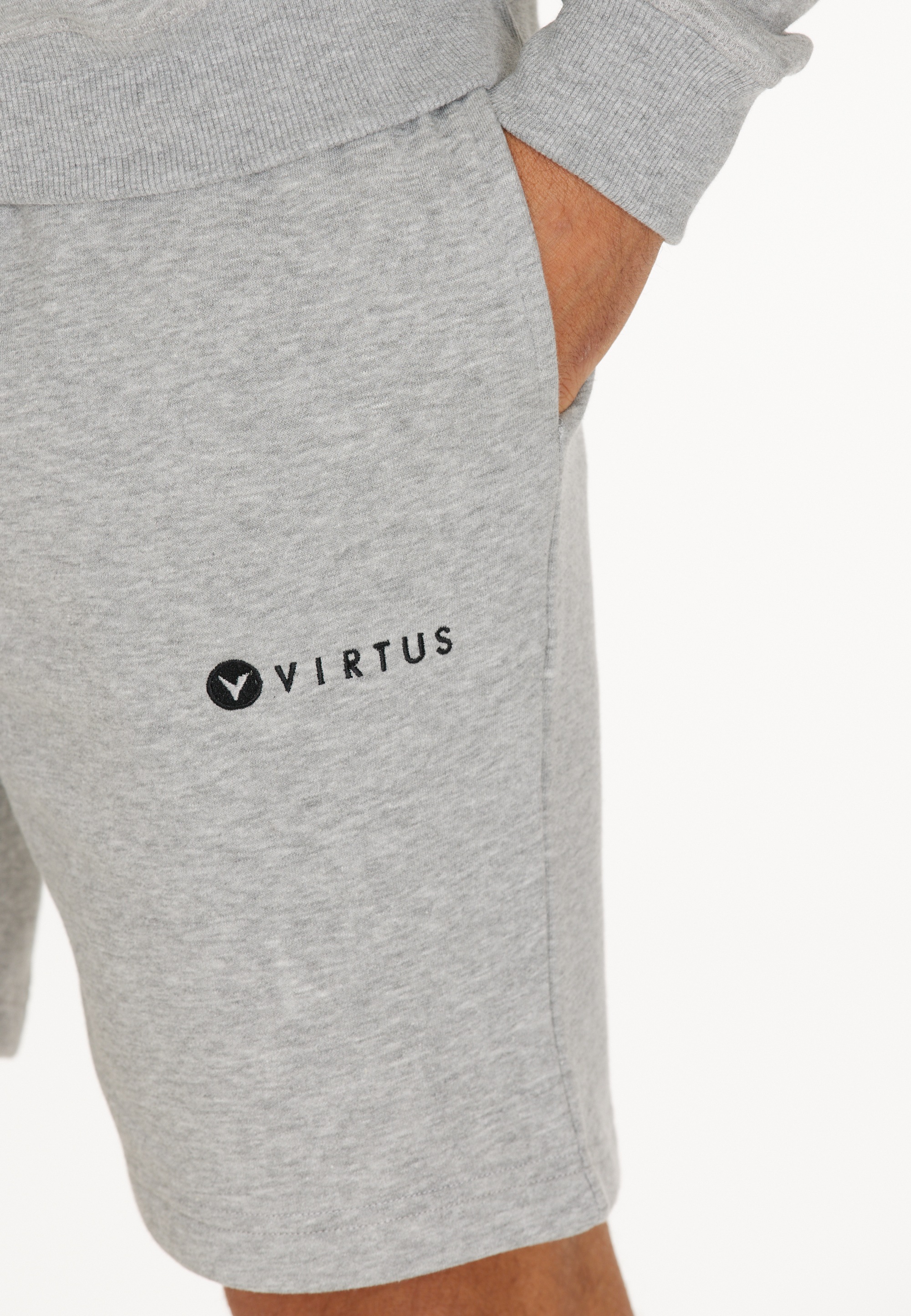 Virtus Shorts »Kritow«, in sportlichem Design