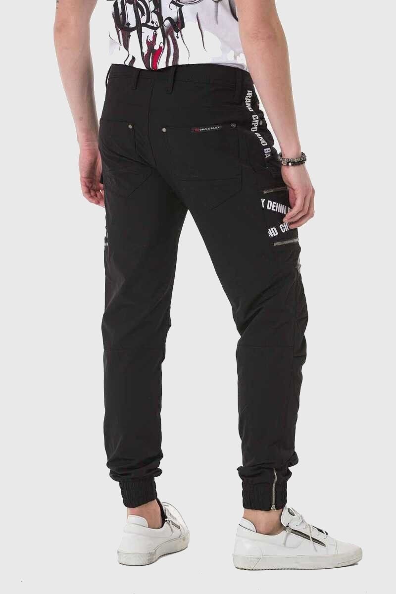 Cipo & Baxx Cargohose »Hose«, mit Trendigen Markenschriftzügen
