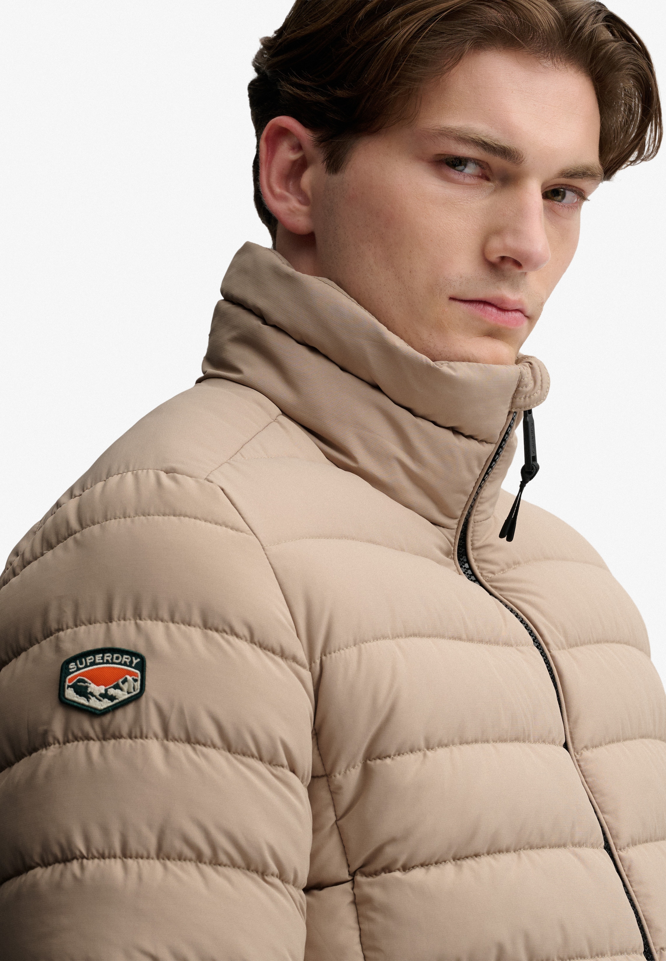 Superdry Steppjacke »FUJI MIDWEIGHT PADDED JKT« Kunstfaser, slim fit