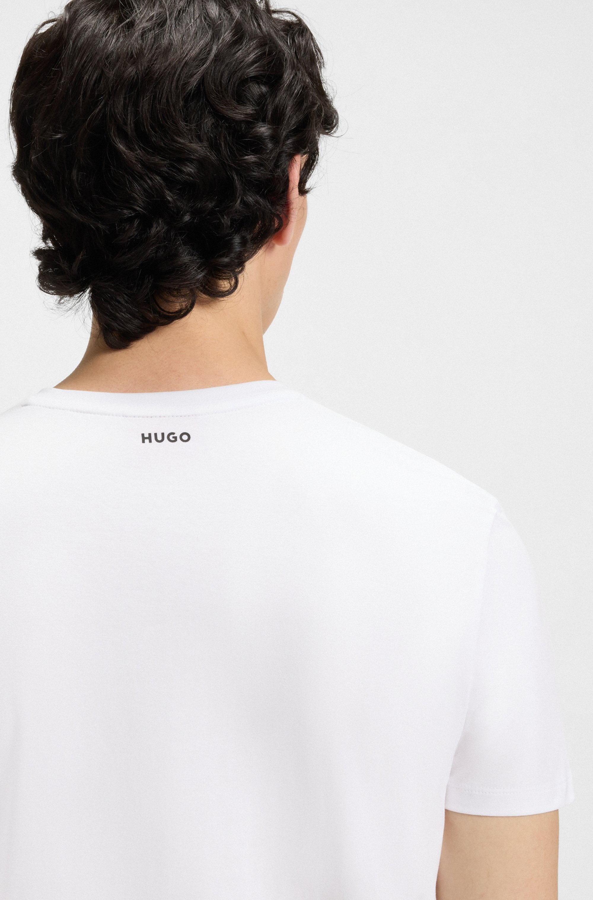 HUGO T-Shirt »HUGO-V« Packung, 2er,  V-Ausschnitt, Slim-Fit, HUGO Logo-Print