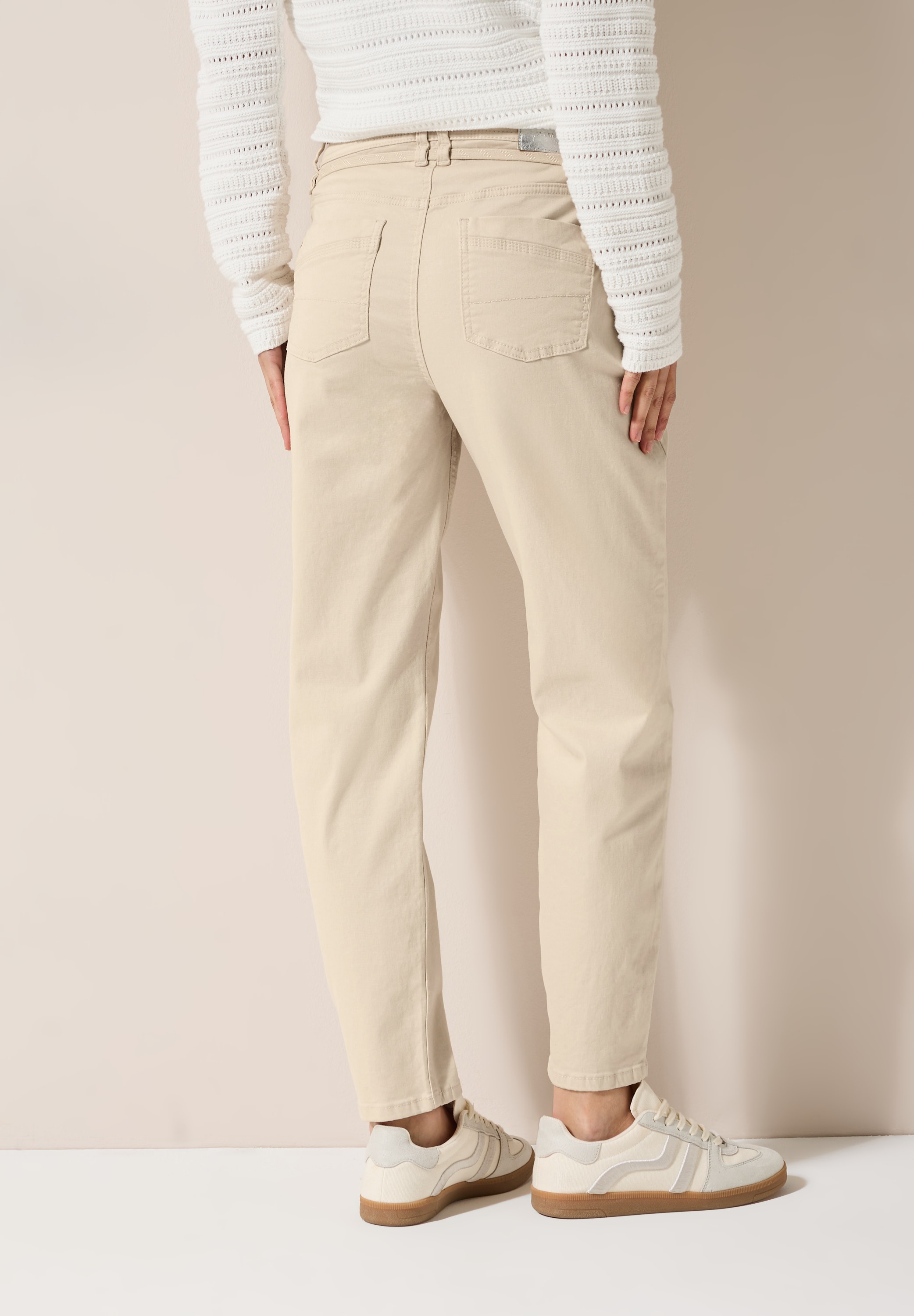 Cecil Stoffhose, Middle Waist