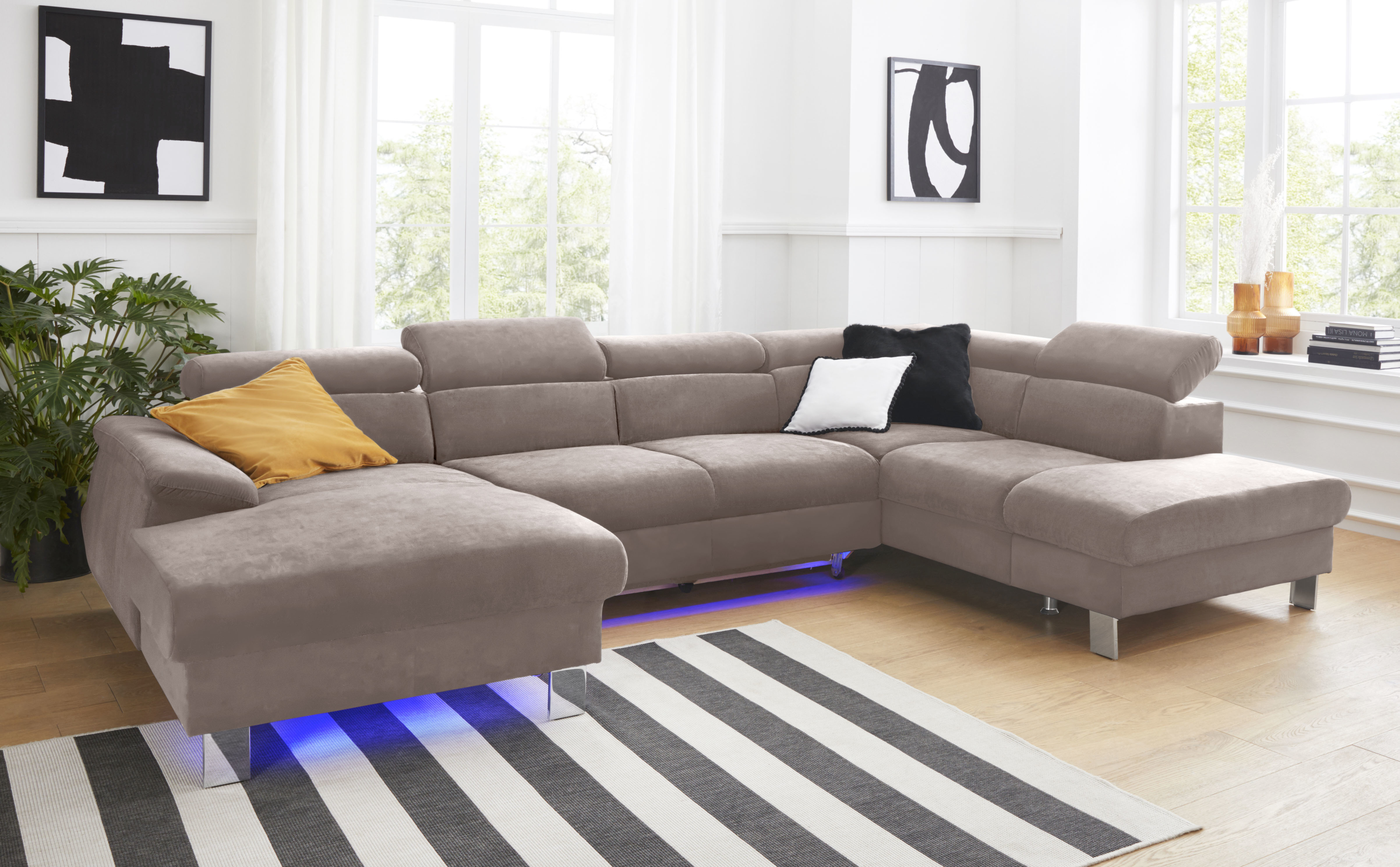 COTTA Wohnlandschaft "Komaris U-Form, B: 320 cm" mit Kopfteilverstellung, optional Schlaffunktion, Bettkasten & Licht
