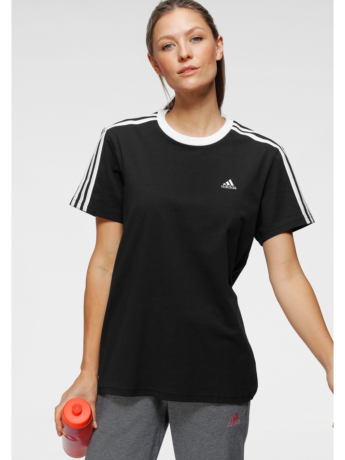 adidas Sportswear T-Shirt "Große Größen", Kontrastierender Ausschnitt günstig online kaufen