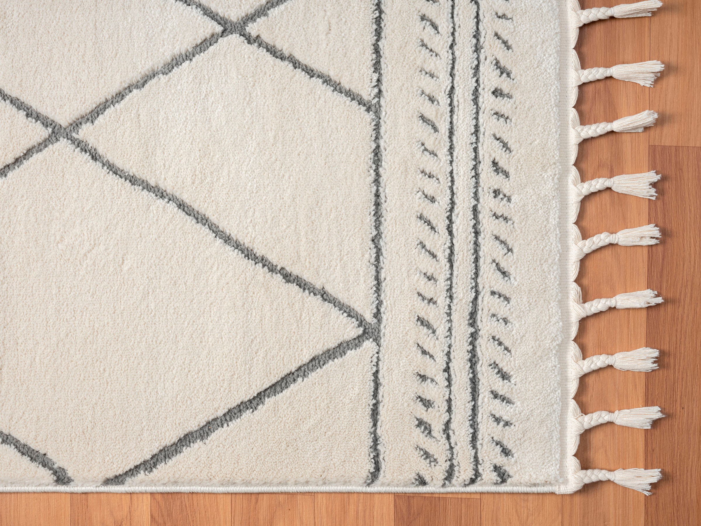 Hochflor-Teppich "Moroccan Design, LAGERRÄUMUNG", grau (weiß, grau), B:100cm H:24mm L:200cm, Polyester, Polypropylen (PP), MYFLAIR MÖBEL & ACCESSOIRES, Teppiche, Fransenteppich, modern, marokkanisches Design, Rauten Muster, weich, mit Fransen 3
