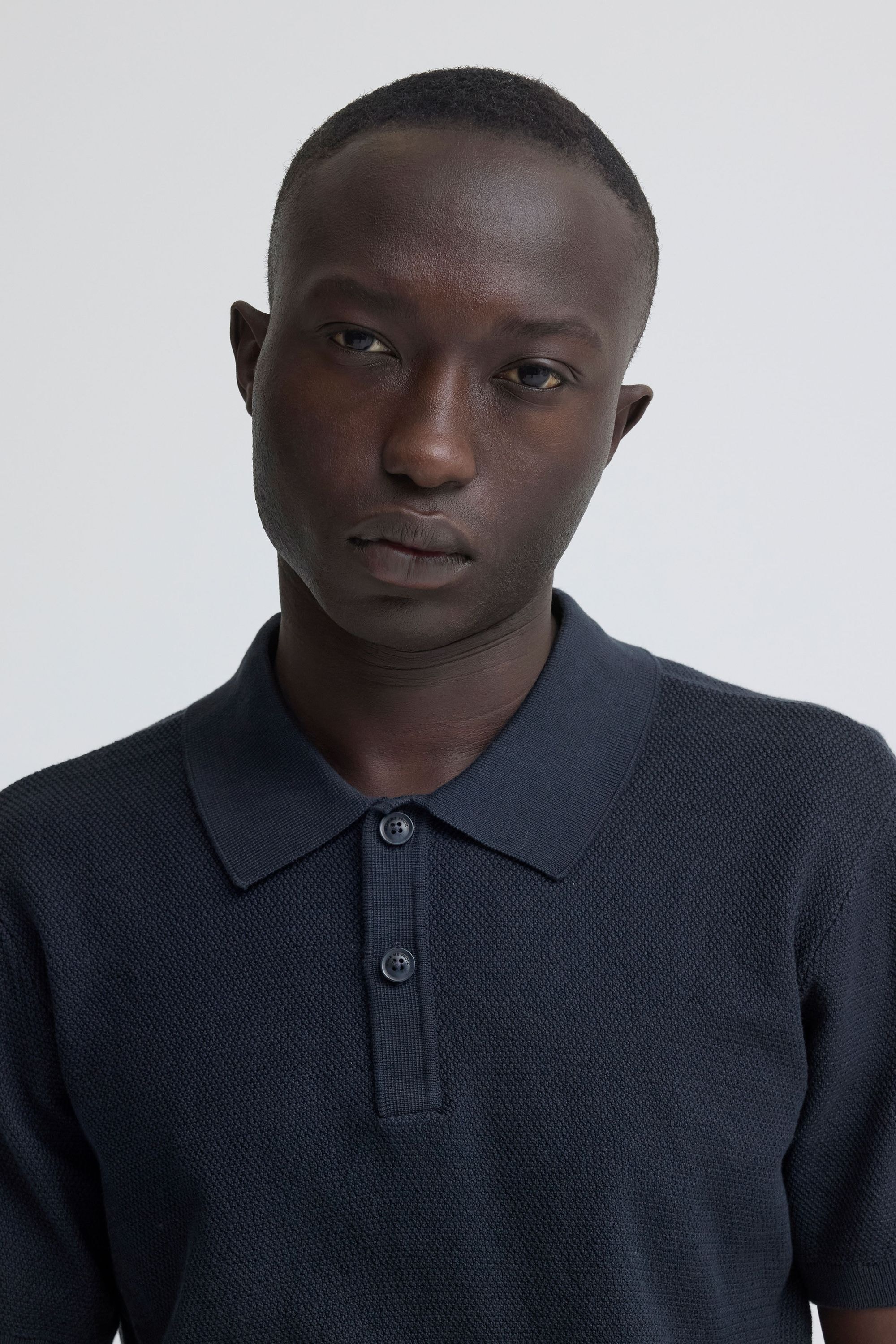 Blend Poloshirt »BHGarry Knit« Modernes Feinstrick-Poloshirt mit kurzer Knopfleiste