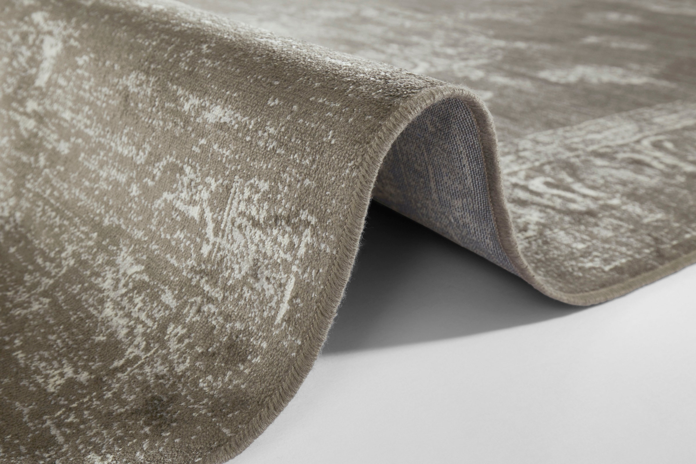 NOURISTAN Designteppich »Keshan Diyala«, rechteckig, 3 mm Höhe, Viskose mit Fransen, Orient Design