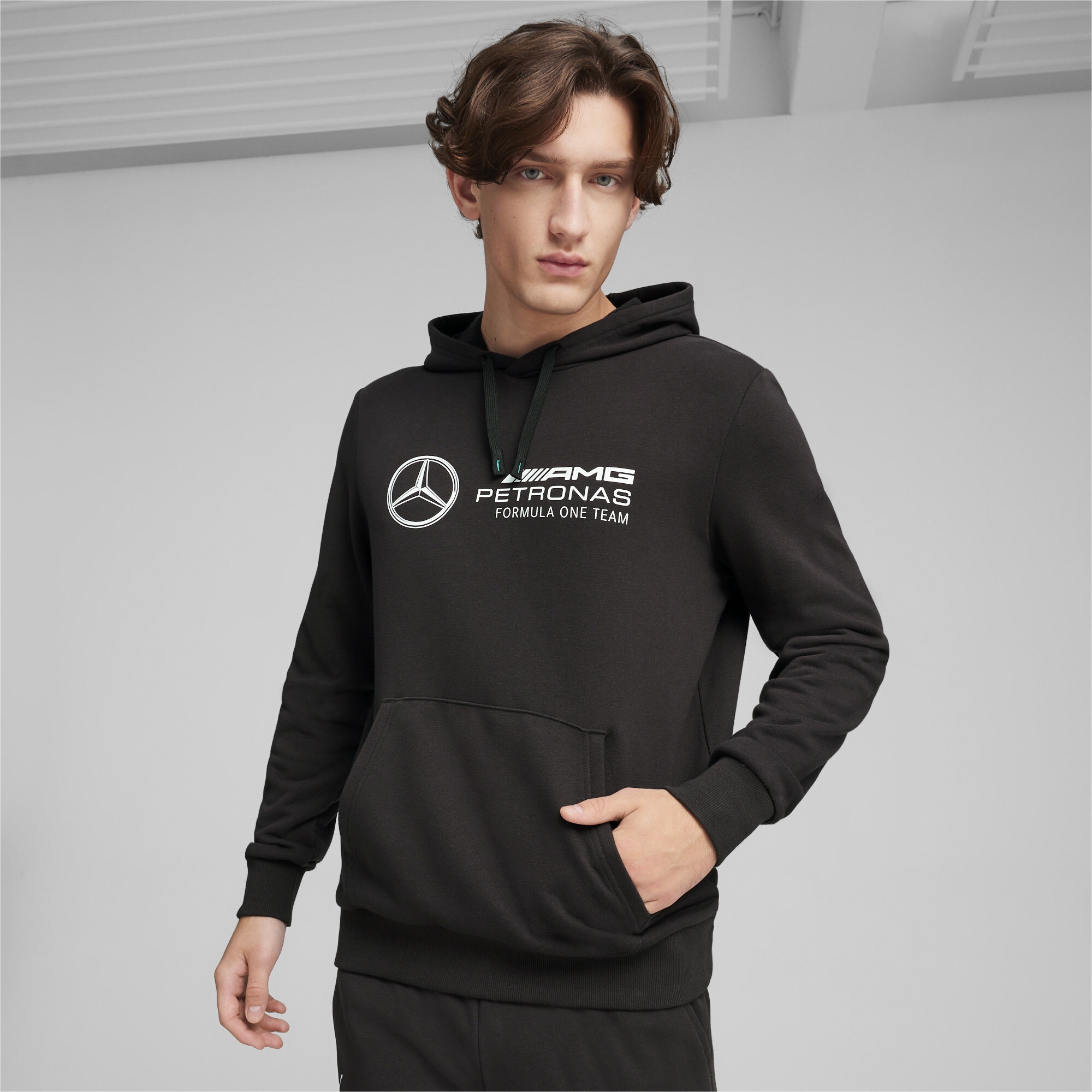 PUMA Hoodie »Mercedes-AMG Petronas Motorsport ESS Hoodie Herren«
