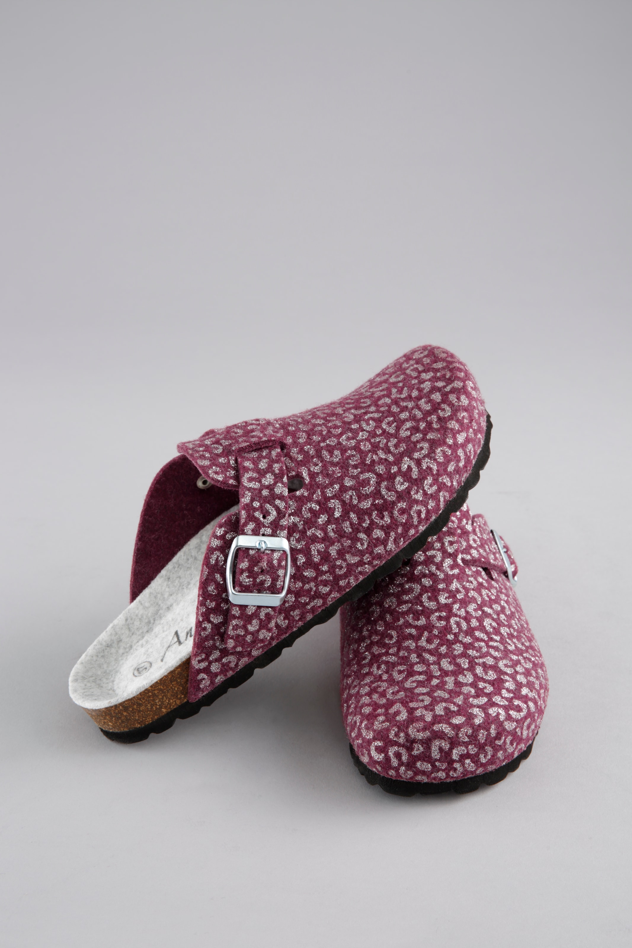 Aniston SHOES Clog, Clog, Hausschuh, Homeslipper, verstellbare Schnalle - N günstig online kaufen