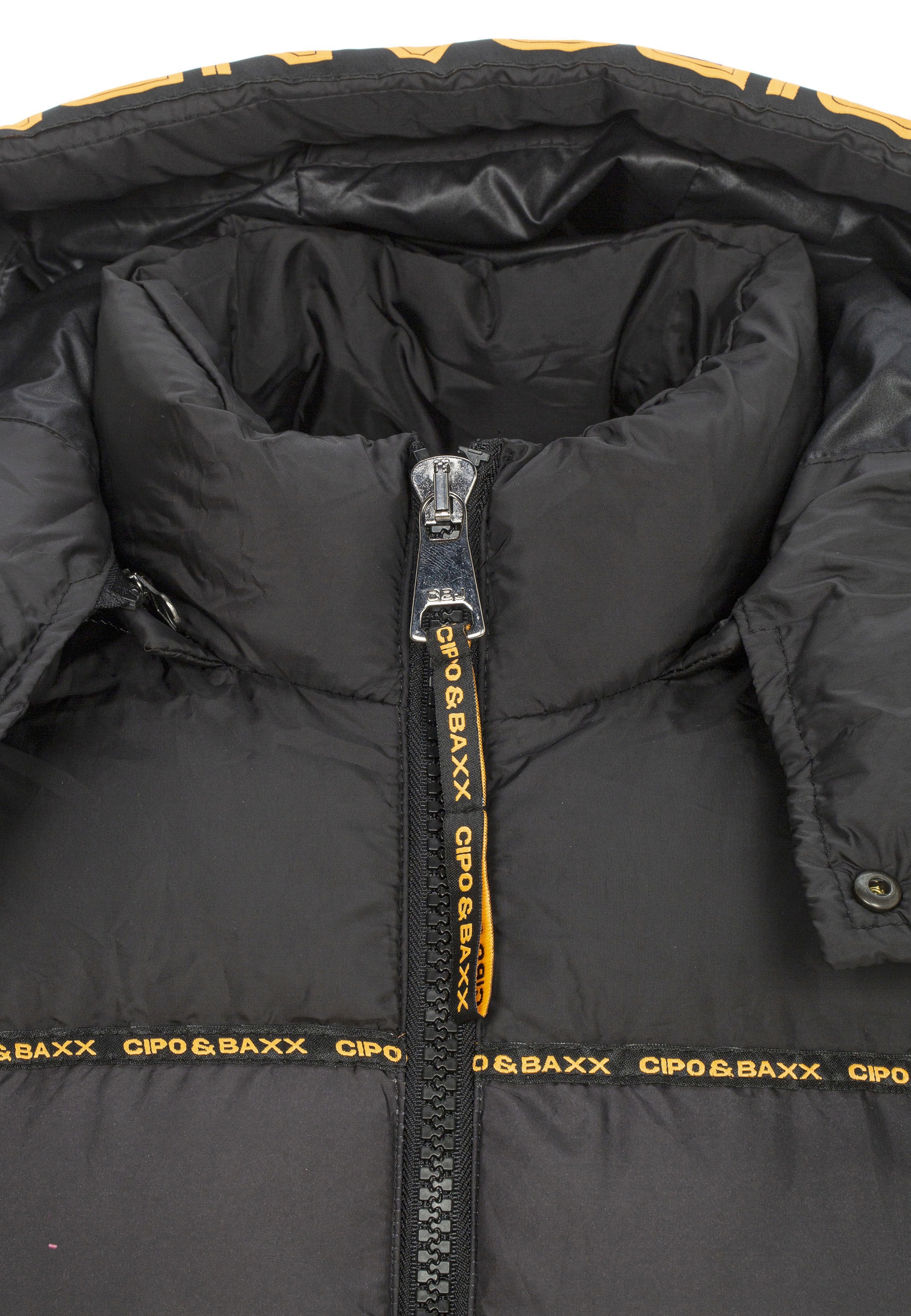 Cipo & Baxx Winterjacke »Winterjacke«, mit Kapuze, mit Flammen-Motiv