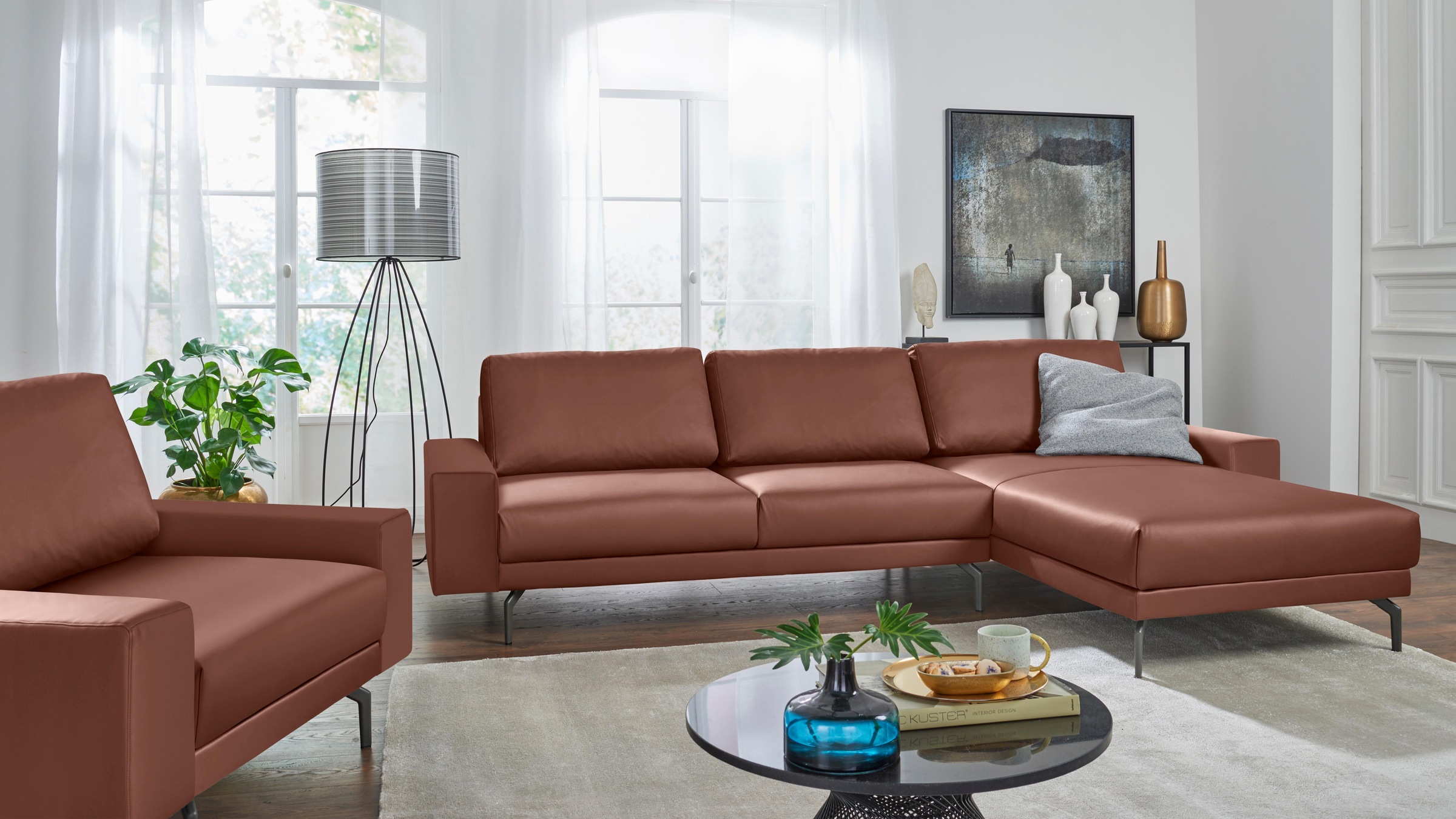 Ecksofa »CR.450, Designecksofa, L-Form«, Armlehne breit und niedrig, Alugussfüße in...