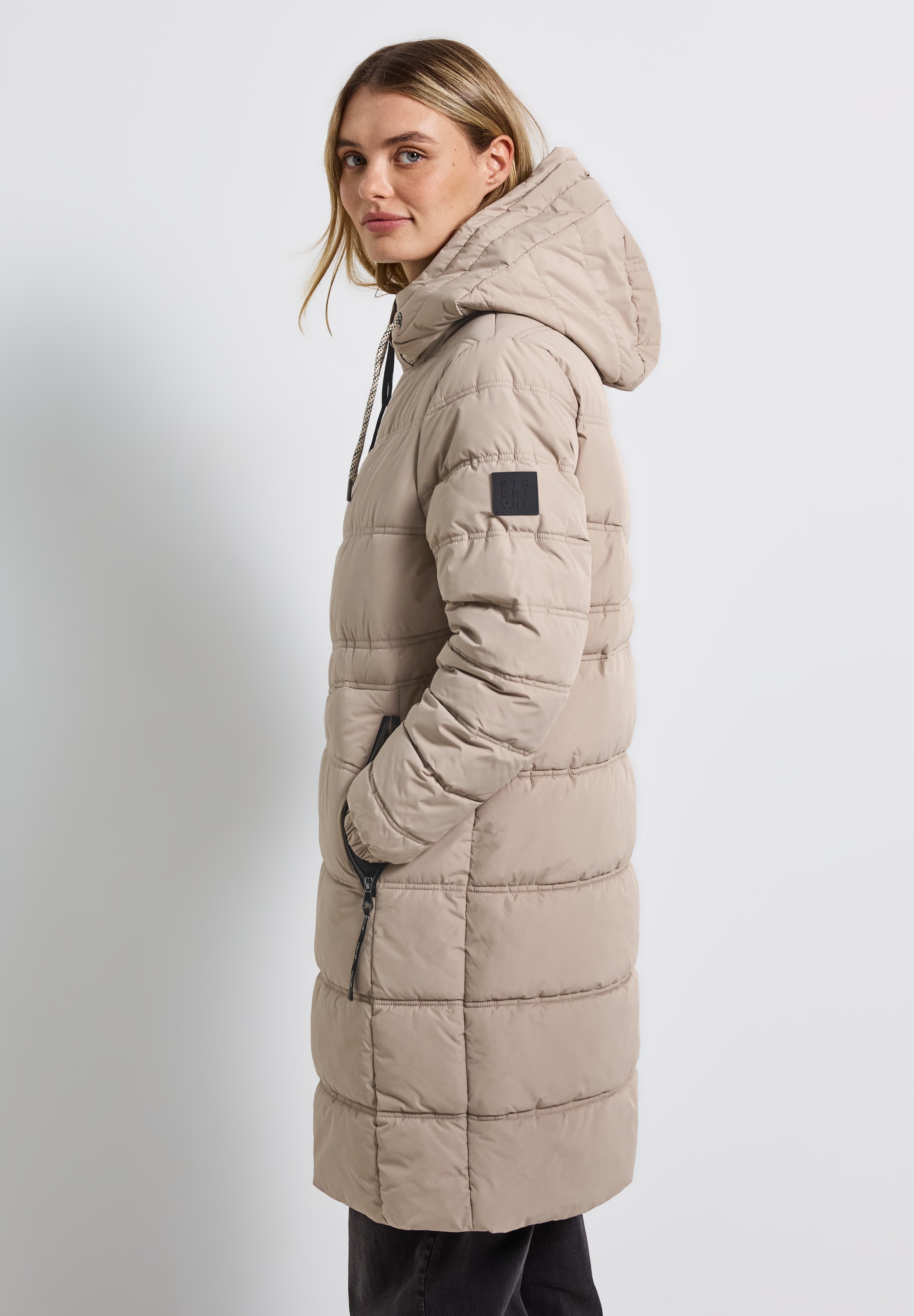 STREET ONE Steppjacke, mit Kapuze, lange Winterjacke, mit Kapuze günstig online kaufen
