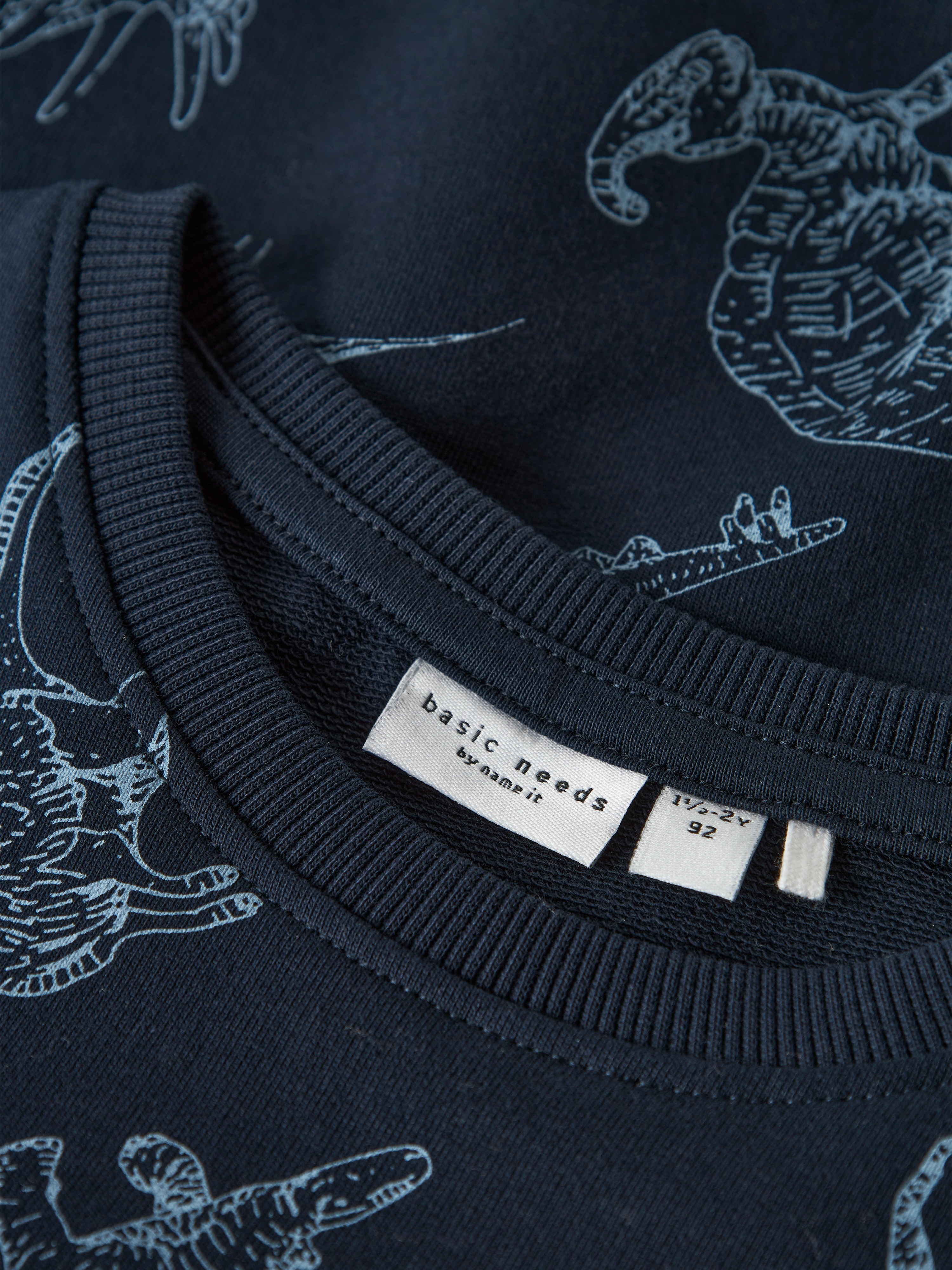 Thumbnail - Name It Sweatshirt "NMMVARON für Jungen mit Alloverprint und Rippbündchen" bedruckt, casual, regular fit, Baumwolle, Run...