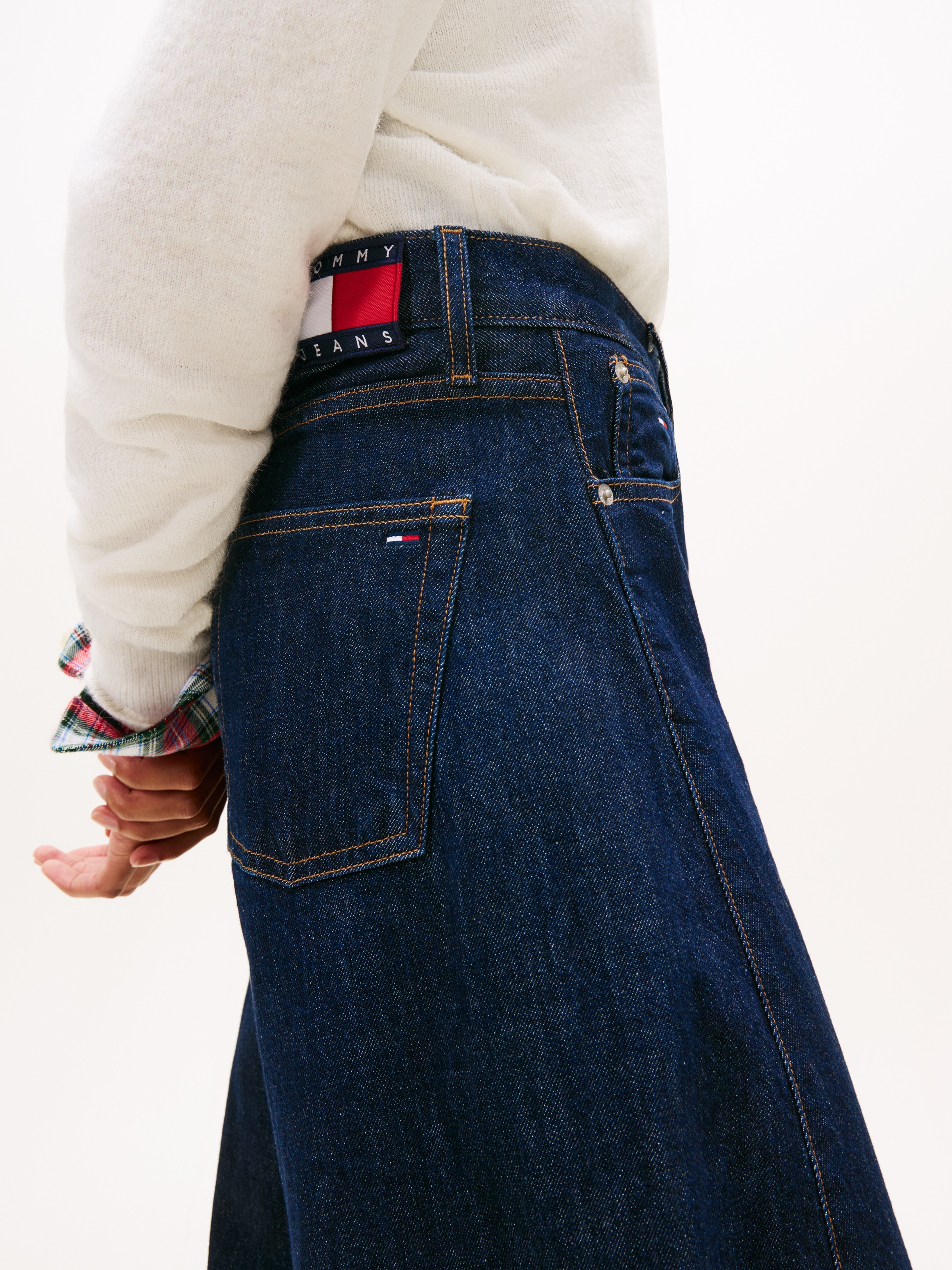 Tommy Jeans Tapered-fit-Jeans »ELLA MID BARREL DI4156«