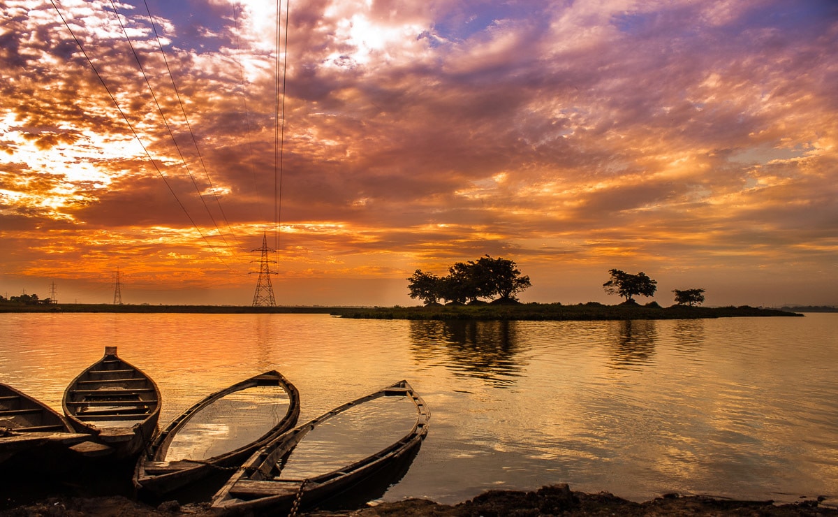 Fototapete PAPERMOON "Sonnenuntergang in Indien", bunt, B:4m L:2,6m, Vlies, Tapeten - B/L: 4m x 2,6m, Bahnen: 8 Stk.