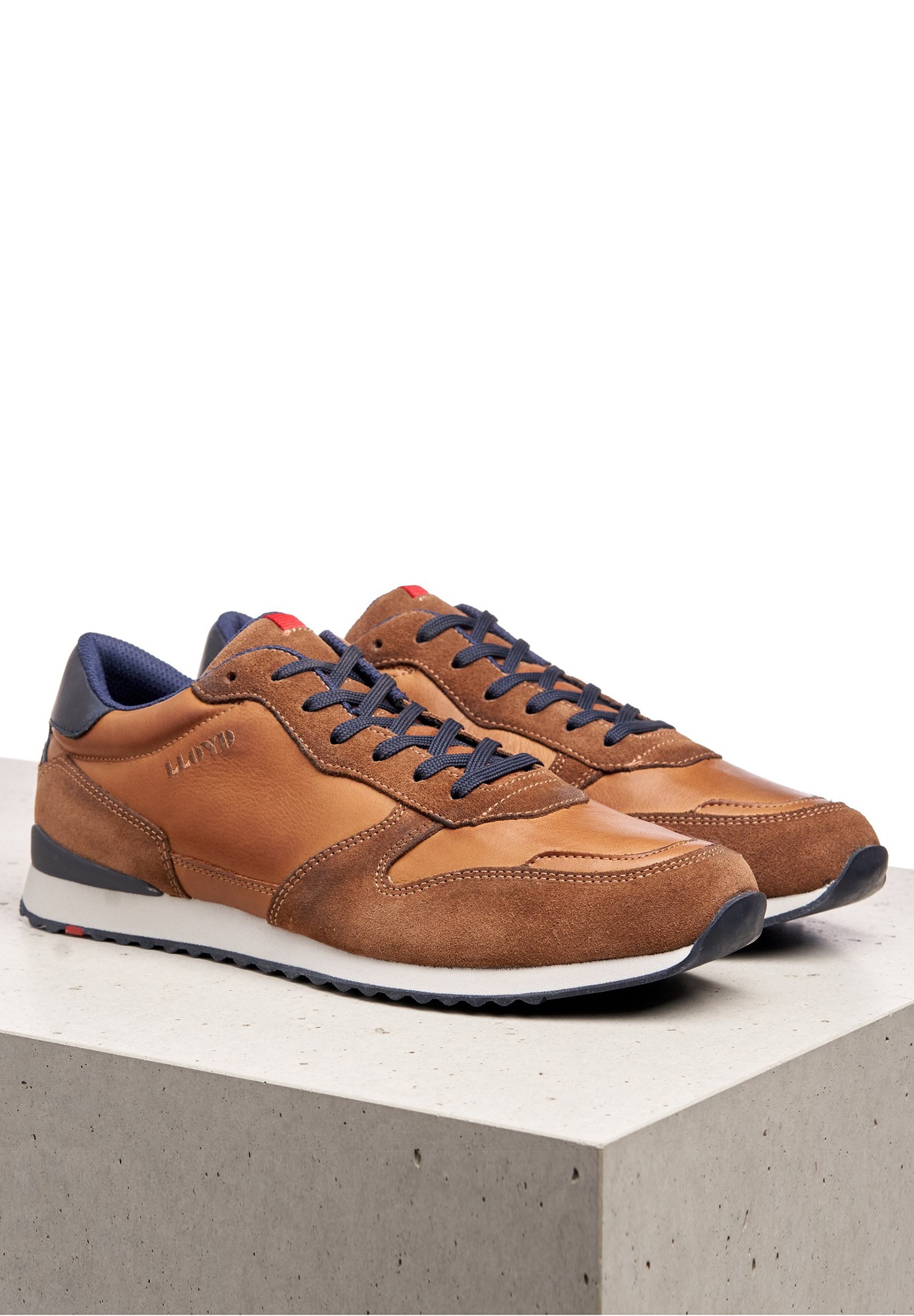 Lloyd Sneaker »EDMOND«  mit dezenten Farbdetails