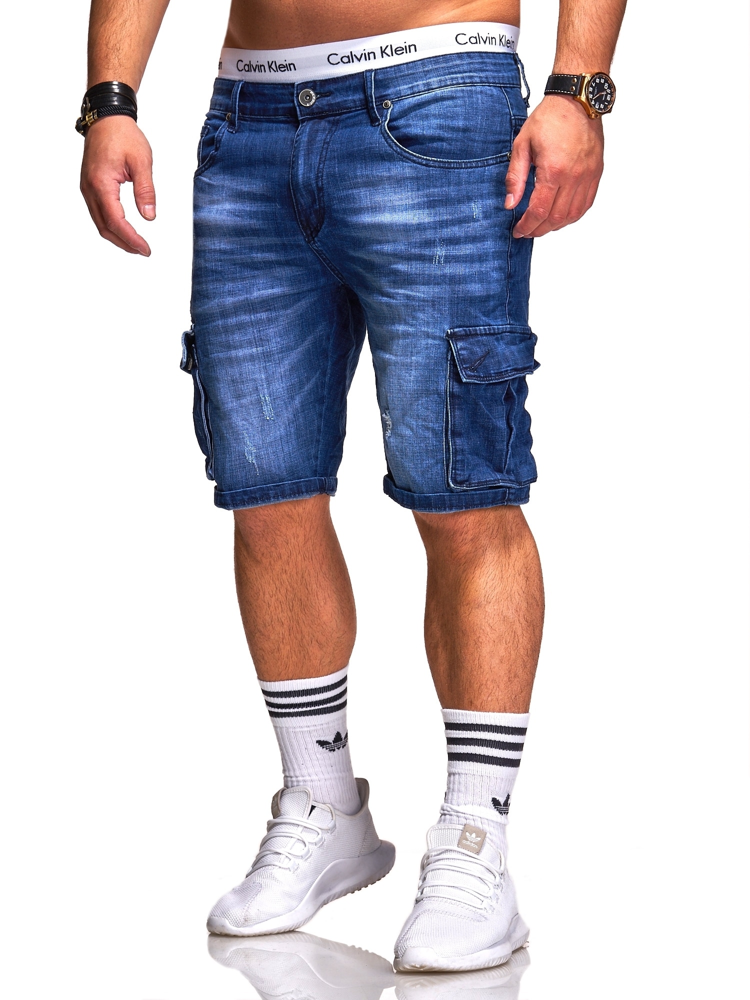 behype Shorts »LAKASHI«, mit trendigen Cargotaschen