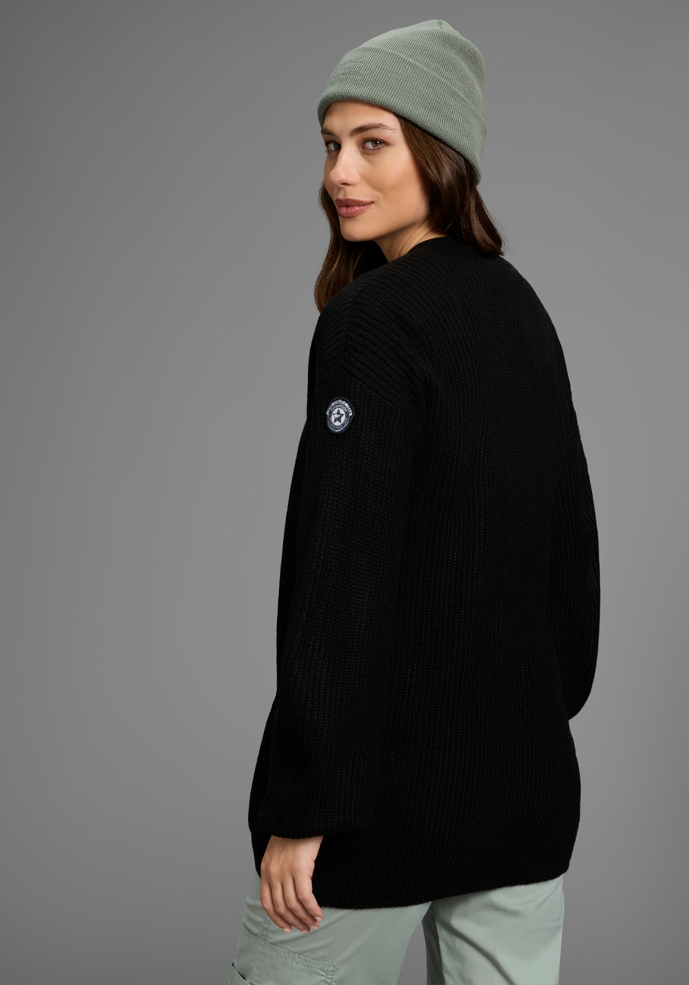 KangaROOS Strickjacke, aus kuscheligem Strick