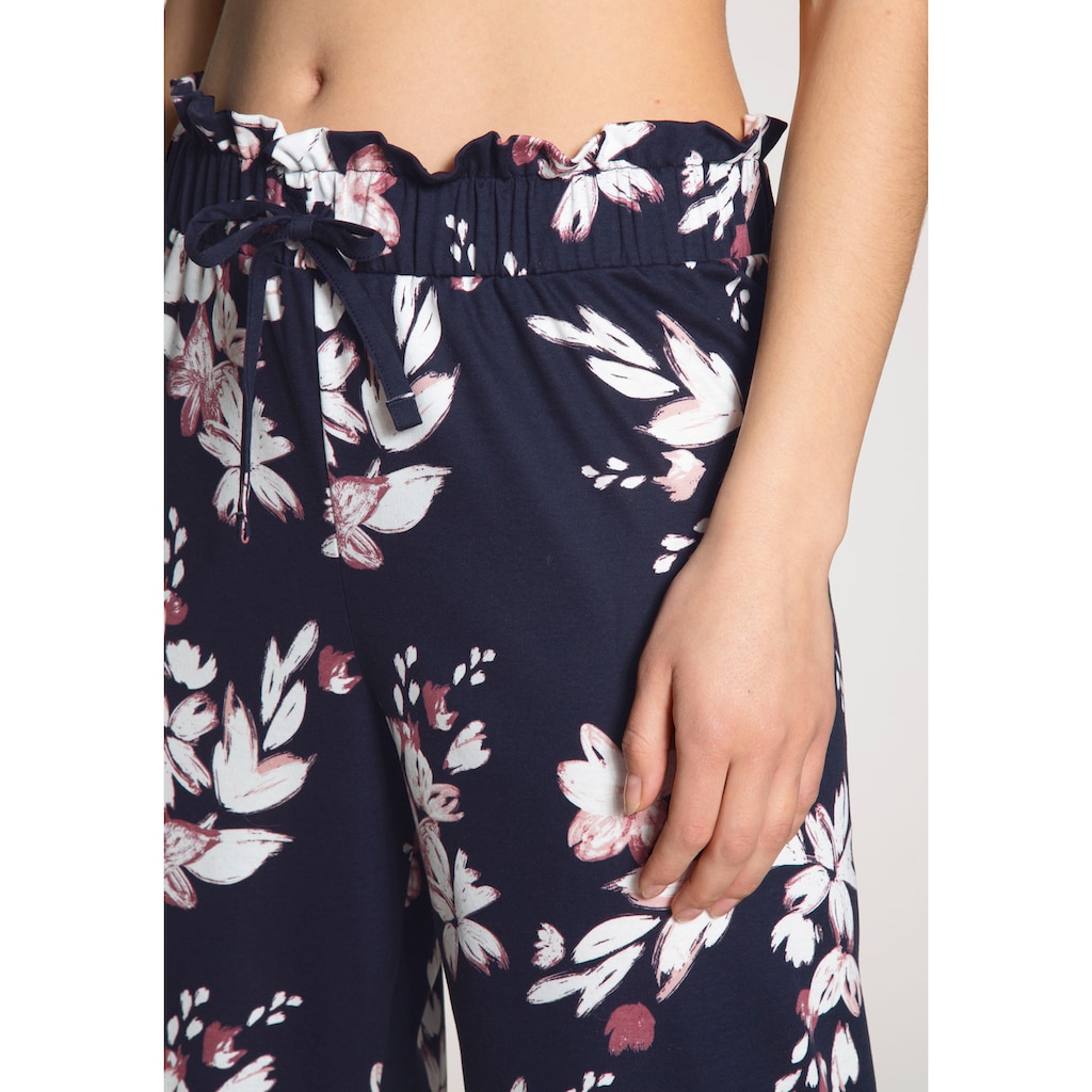 CALIDA 7/8-Hose »Favourites Dreams«, florales Muster, Interlock-Qualität, Culotte-Style