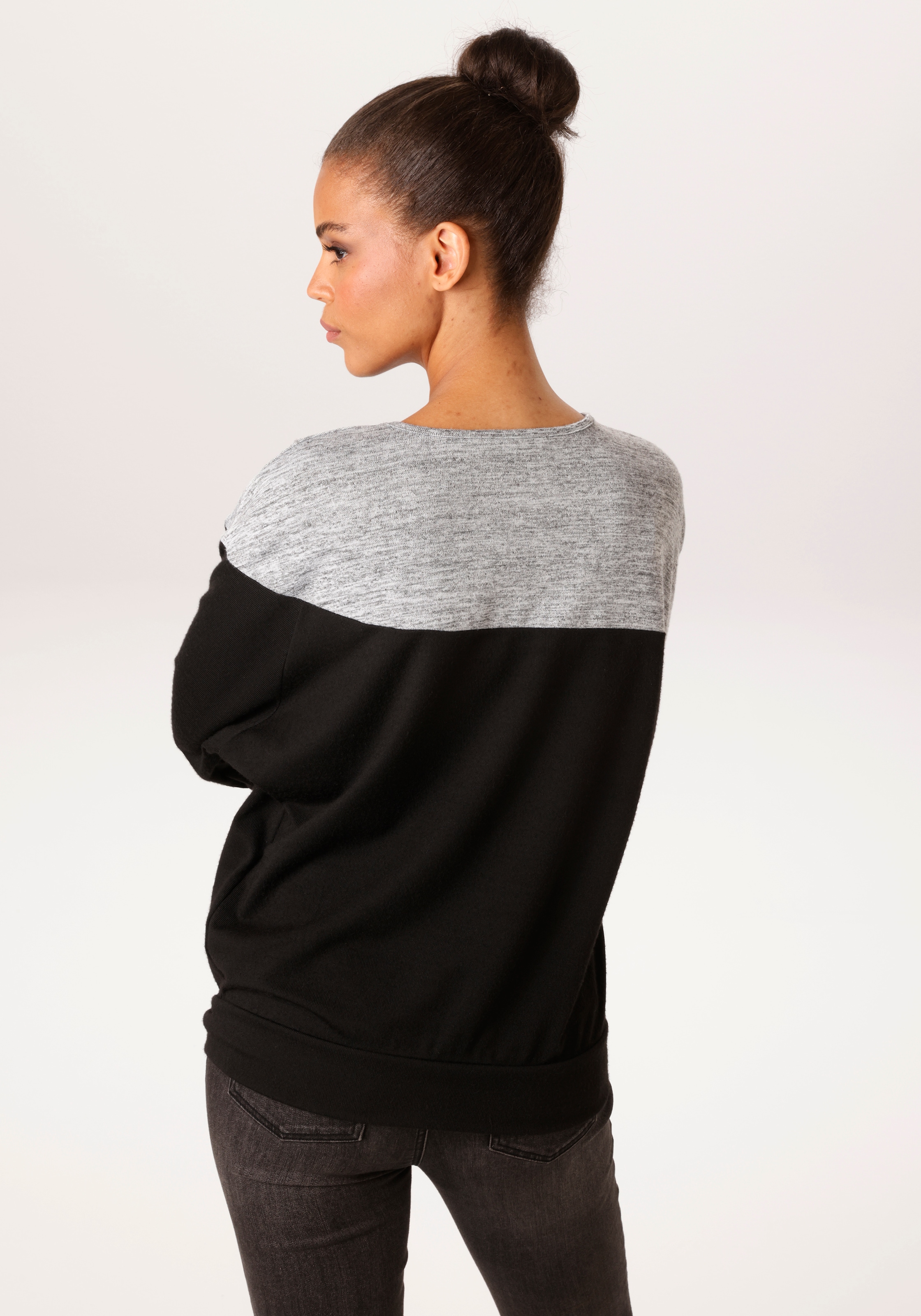 Aniston CASUAL Sweatshirt , mit asymmetrischem Farbeinsatz - NEUE KOLLEKTION
