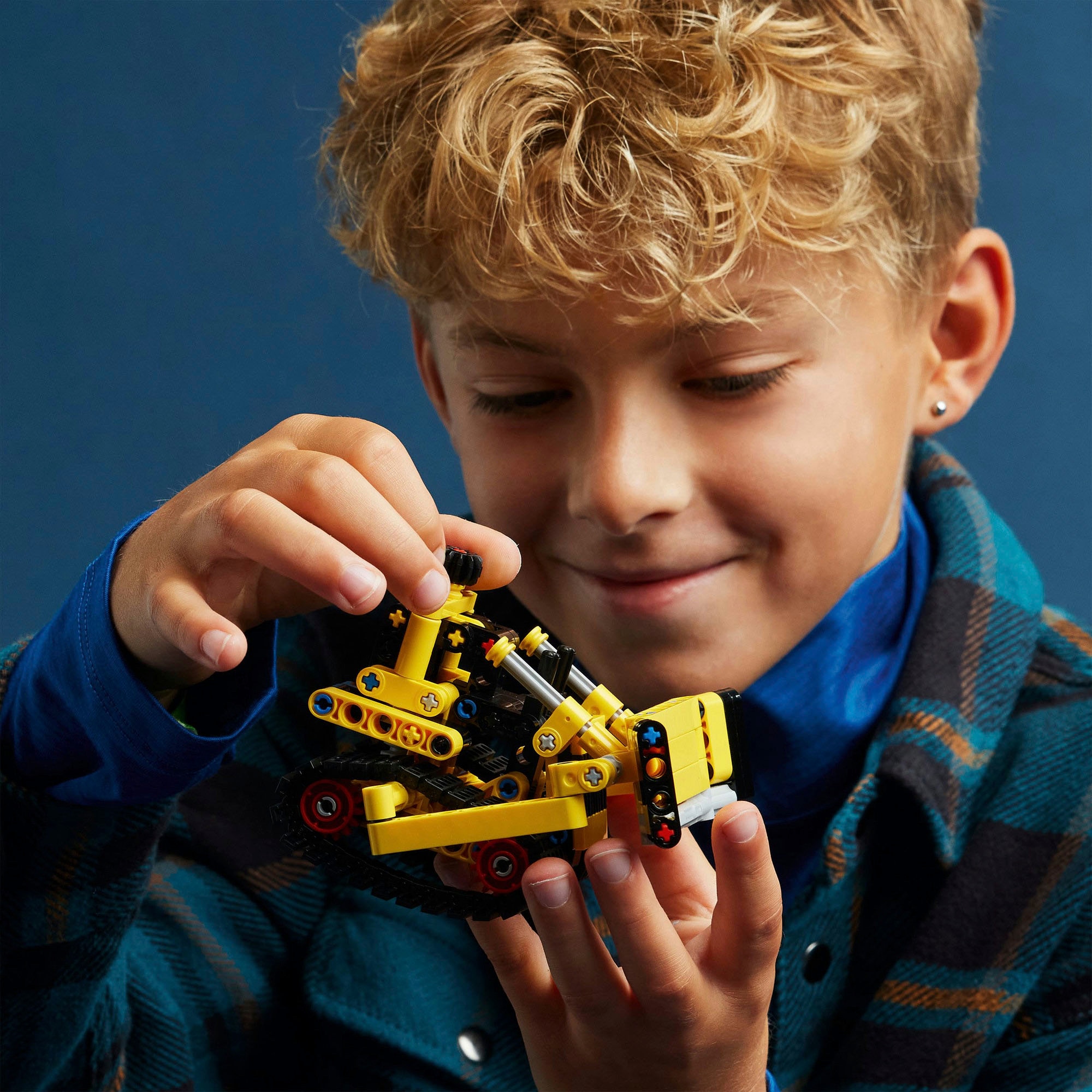 LEGO® Konstruktionsspielsteine »Schwerlast Bulldozer (42163), LEGO Technic«, (195 St.), Made in Europe