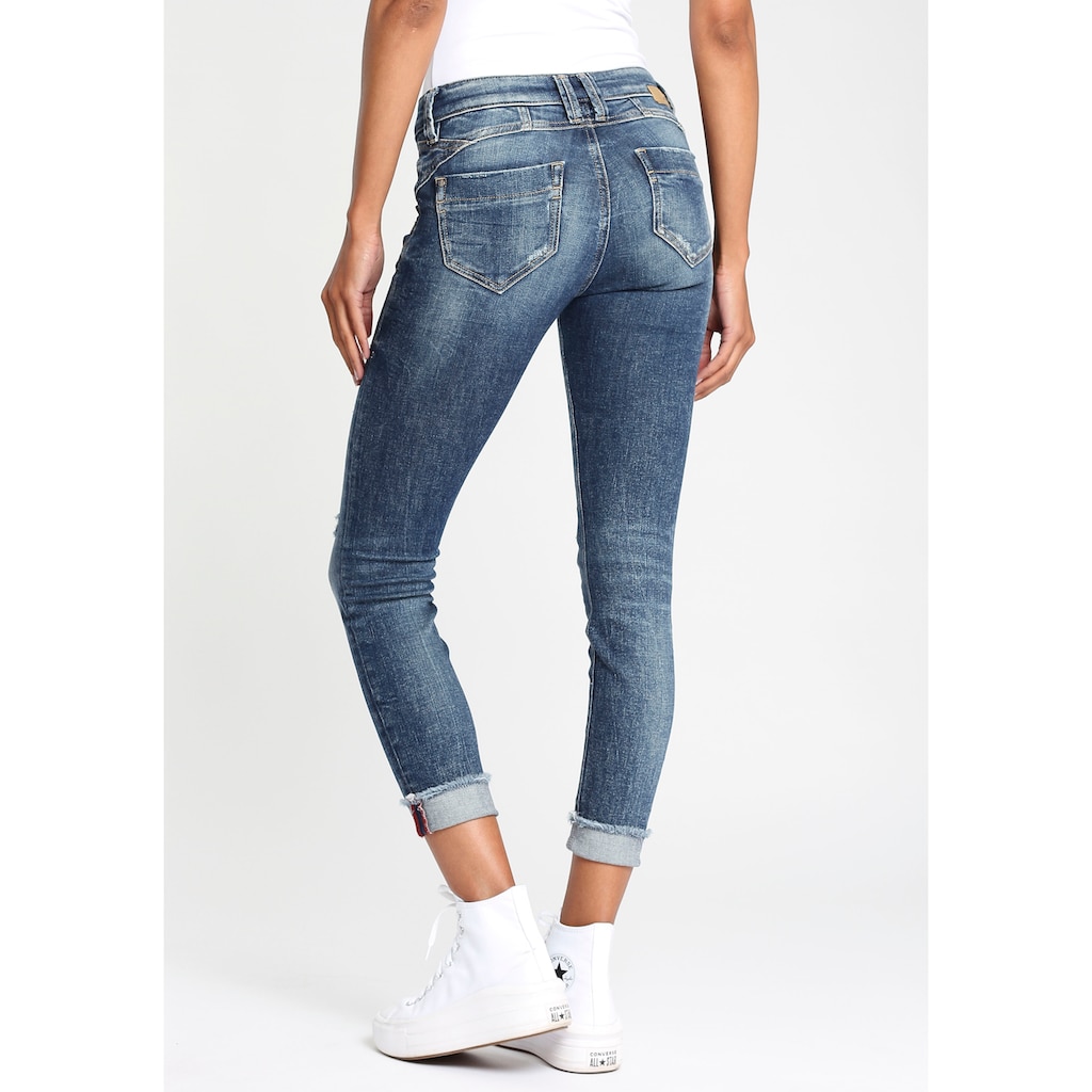 GANG Ankle-Jeans »"NENA CROPPED"«, mit leicht ausgefransten Aufschlag am Beinabschluss
