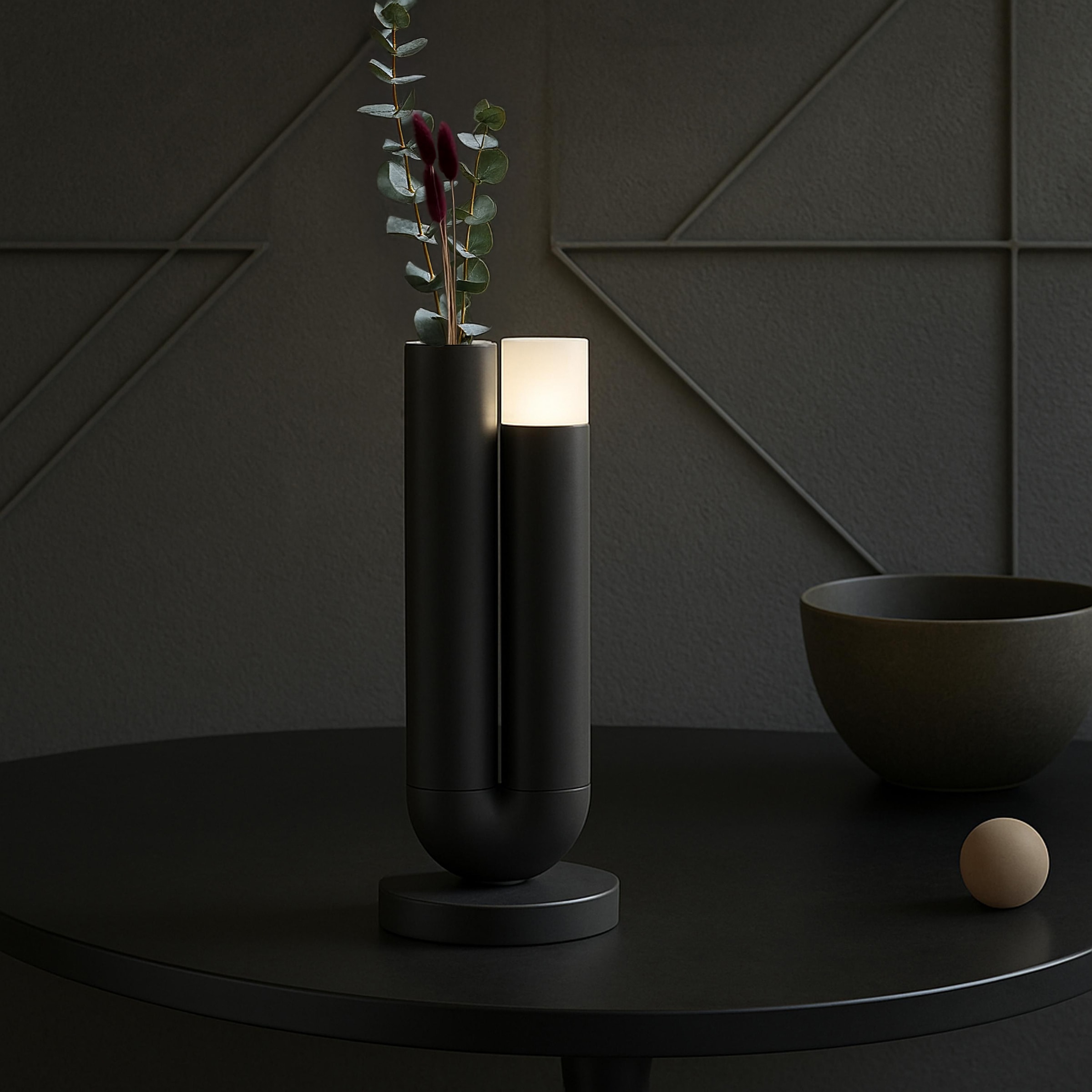 OTTO home LED Tischleuchte »Lynett« LED-Modul 1 Stk. Warmweiß inkl. Vase, akkubetrieben, wireless charging, 27 cm, 250 lm, 2700 K