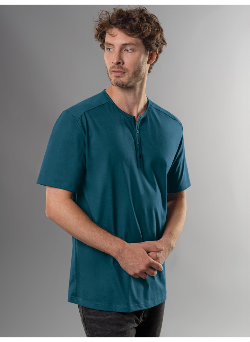Trigema T-Shirt »TRIGEMA T-Shirt mit Knopfleiste DELUXE Baumwolle«, (1 tlg.)