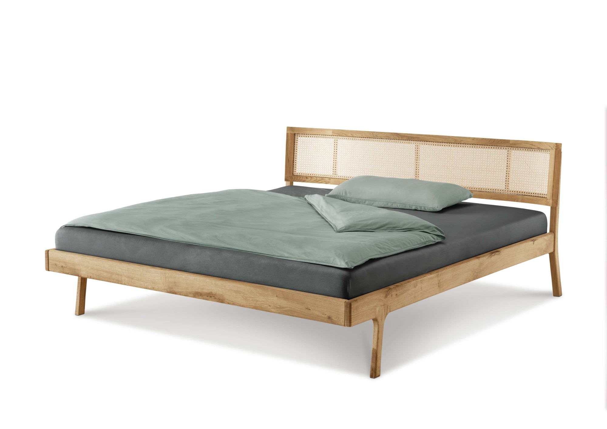 OTTO home Massivholzbett "Hällevik, Kopfteil höhenverstellbar, Eiche massiv, mit Wiener Geflecht" skandinavischer Stil, Made in EU, FSC-zertifiziert, sehr stabil