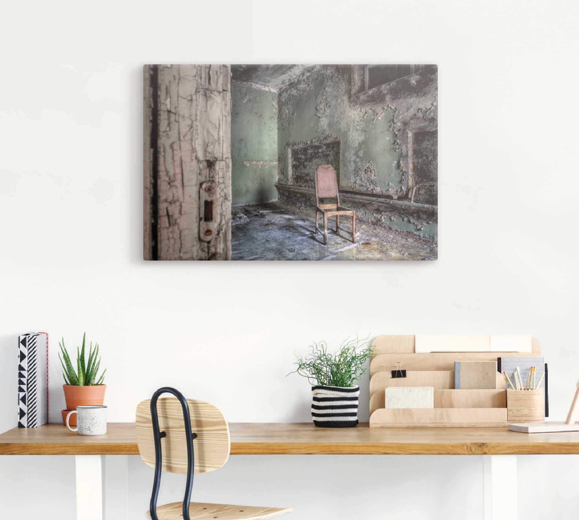 Artland Wandbild »Lost Place - einsamer Stuhl«, Fenster & Türen, (1 St.), als Alubild, Outdoorbild, Leinwandbild, Poster, Wandaufkleber