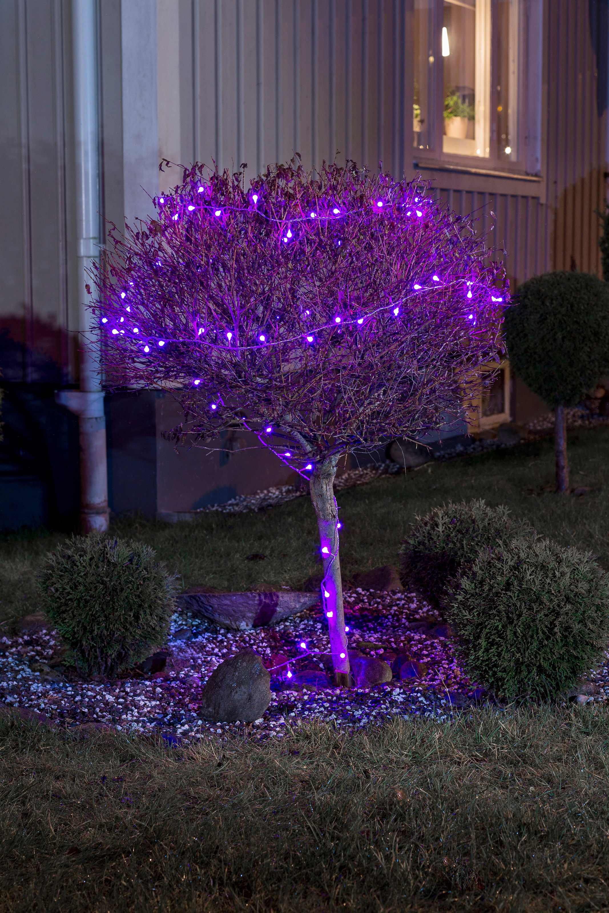 KONSTSMIDE LED-Lichterkette "Weihnachtsdeko aussen", schwarz, Dioden 80 Stk. Flammen 80 Stk., Kabellänge 5m x Gesamtlänge 11,32m, Lichterketten, LED Globelichterkette, runde Dioden, mit rot/blau Farbwechsel