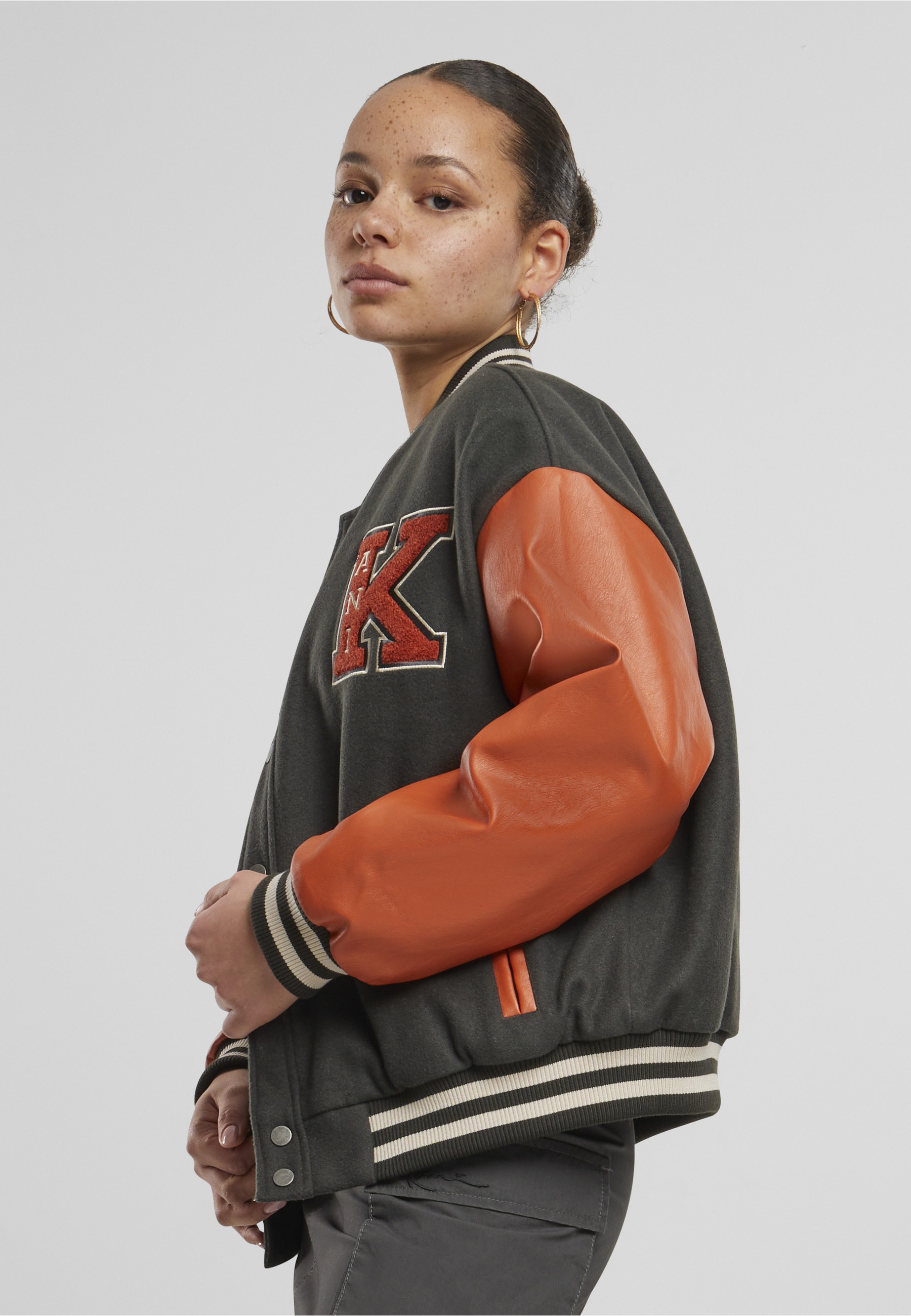 Karl Kani Collegejacke »Karl Kani Karl Kani Retro Patch Star Logo OS College Jacket« 1 Stk. tlg. ohne Kapuze