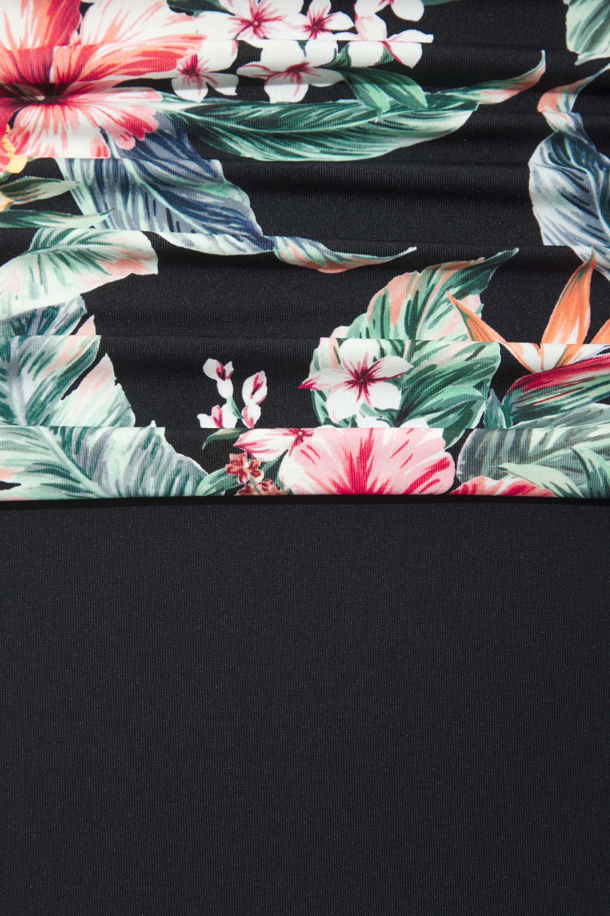 LASCANA Badeanzug »Salsa«, mit tollem Blumenprint