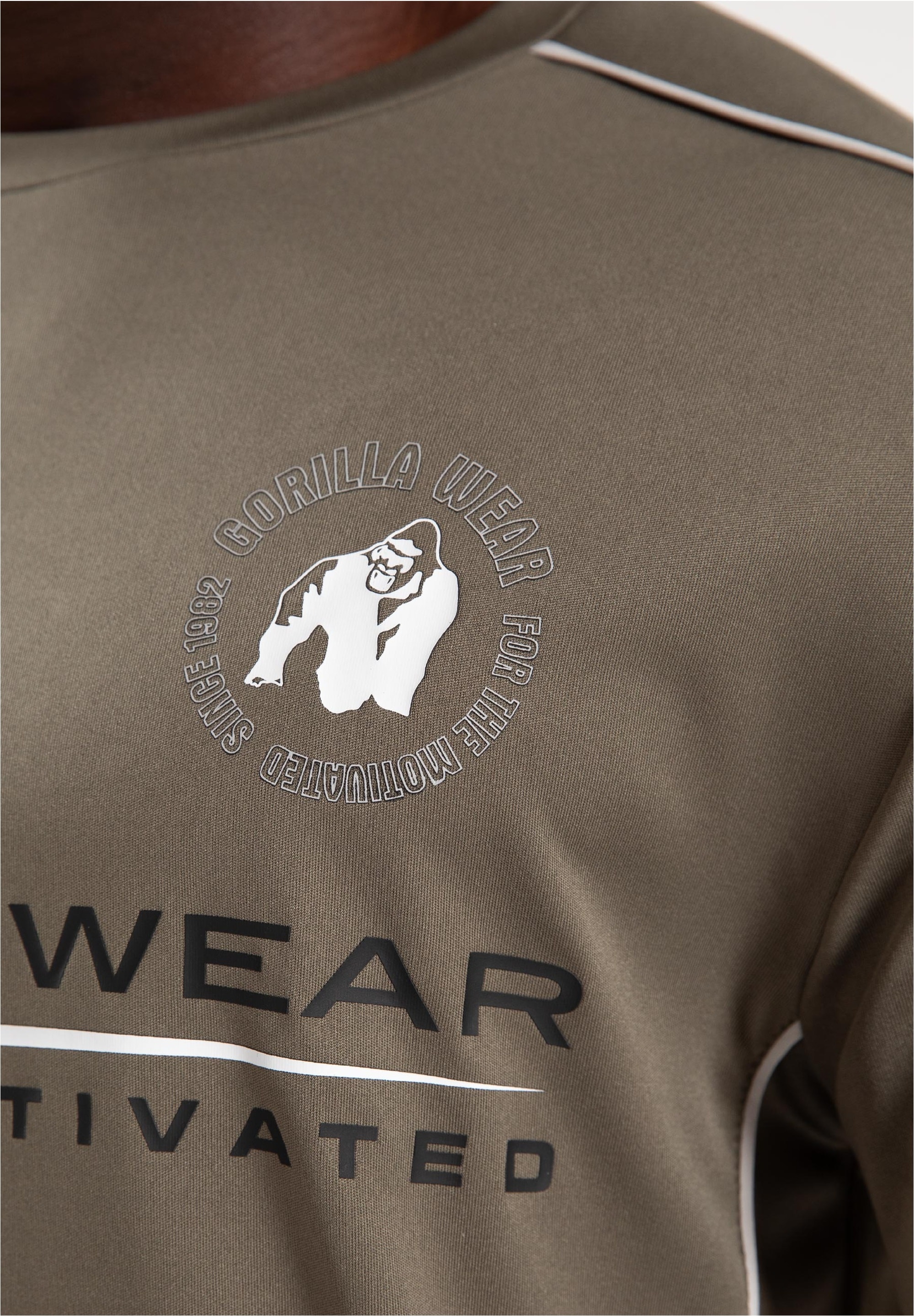 Gorilla Wear Funktionsshirt, mit atmungsaktiven Mesh-Details