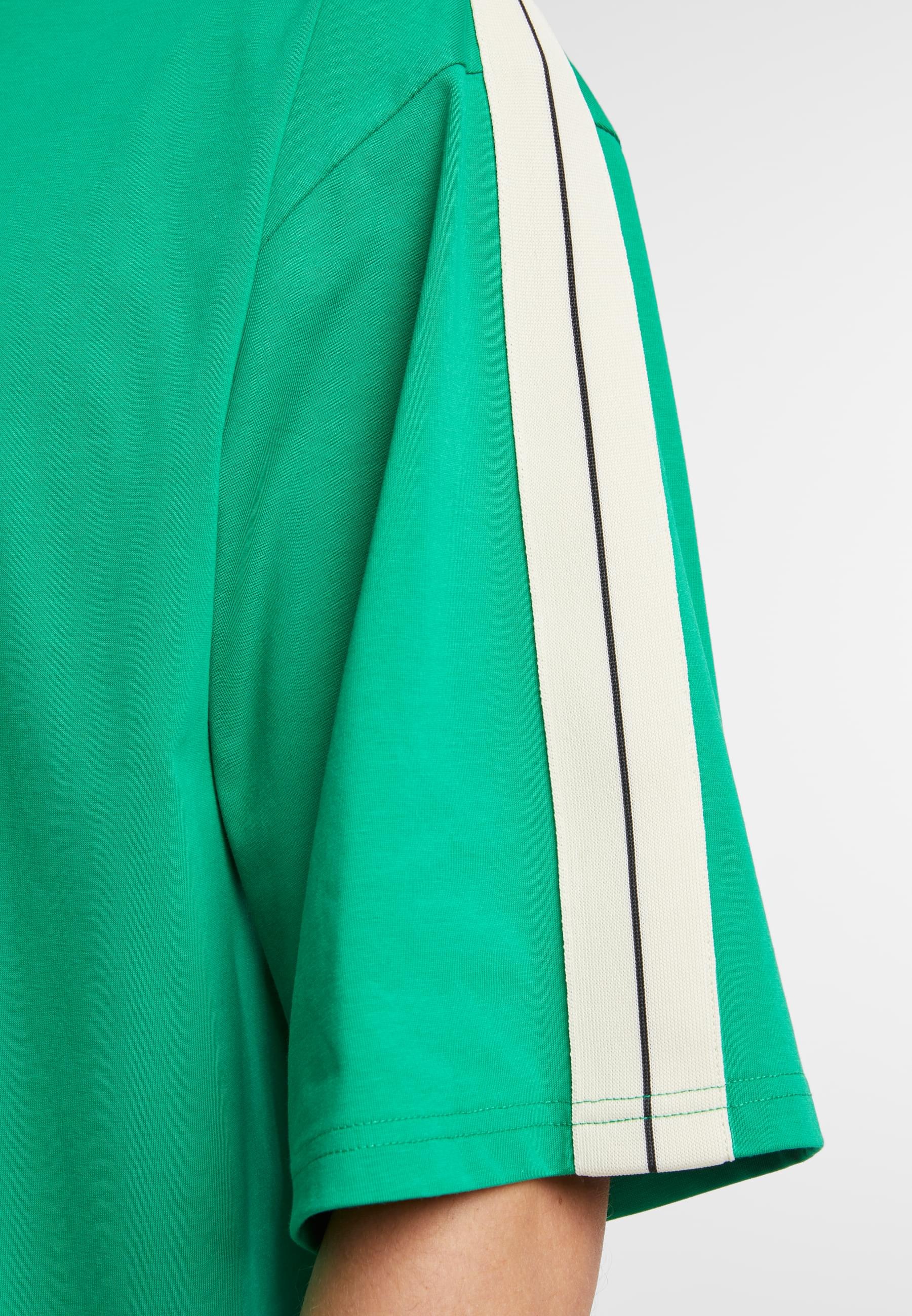 URBAN CLASSICS T-Shirt »Urban Classics Tennis Core Tee«, (1 tlg.)