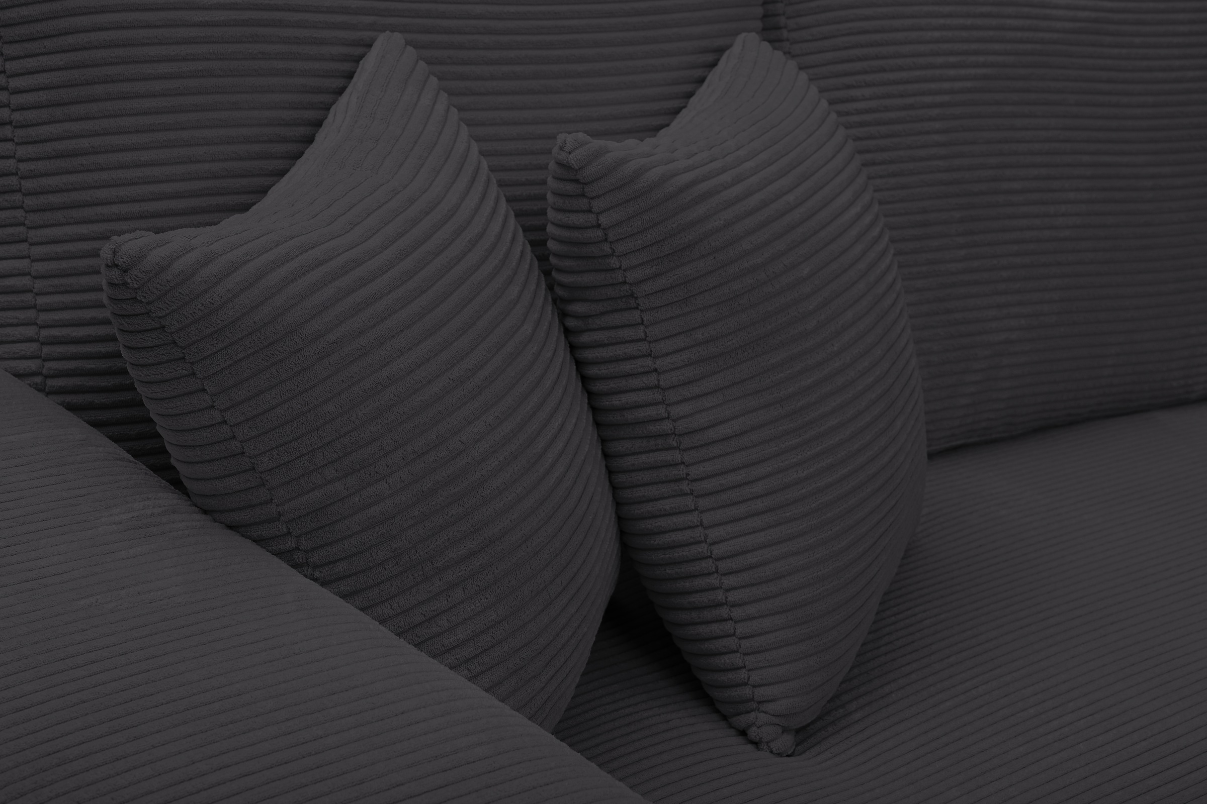 WERK2 Ecksofa »Eden modern und zeitlos, geschmackvolles Sofa, Breite 286cm, L-Form«, Design Ecksofa in Cord mit besonders weichem Sitzkomfort