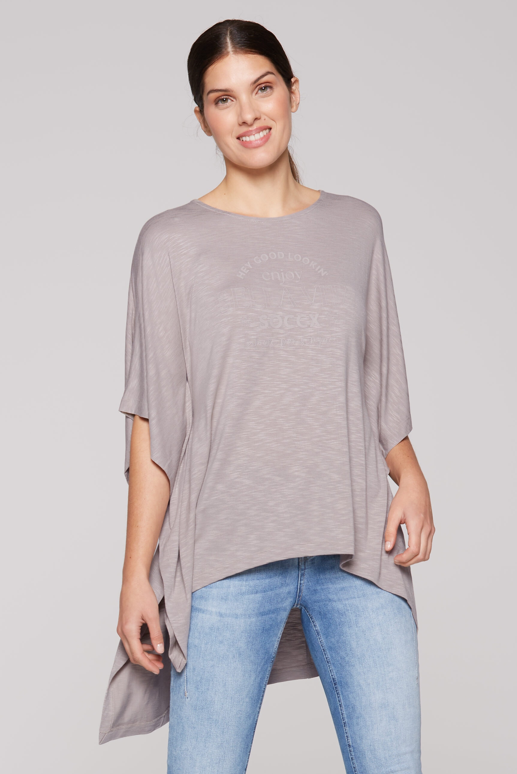 SOCCX Oversize-Shirt, mit längerer Rückenpartie günstig online kaufen