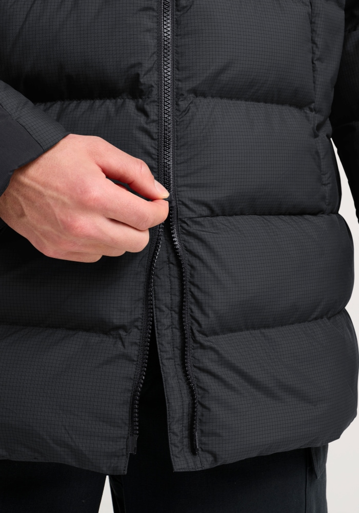 Jack Wolfskin Winterjacke »ICY HOLLOW HOODED JKT M« mit Futter und Wattierung aus Polyester, Winterjacke, phantom