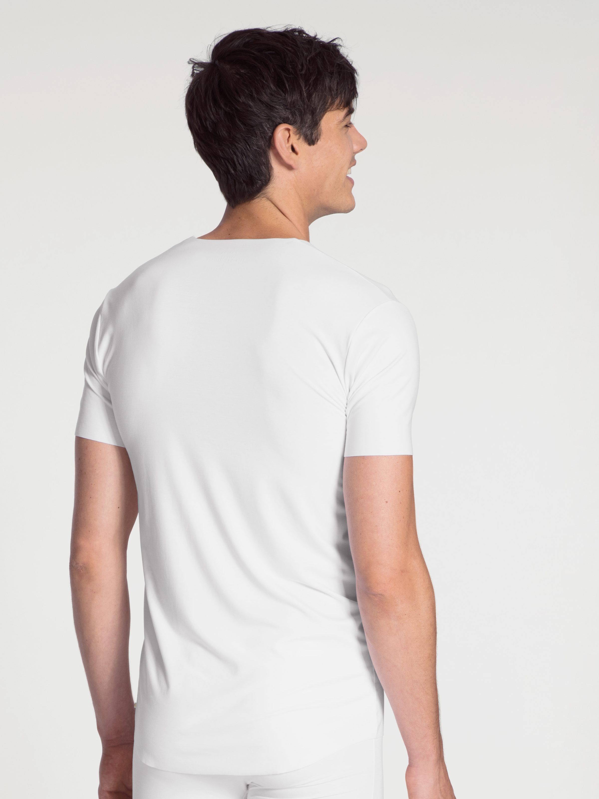 CALIDA Shirttop »Clean Line«, mit extra flacher Saum- und Kragenverarbeitung