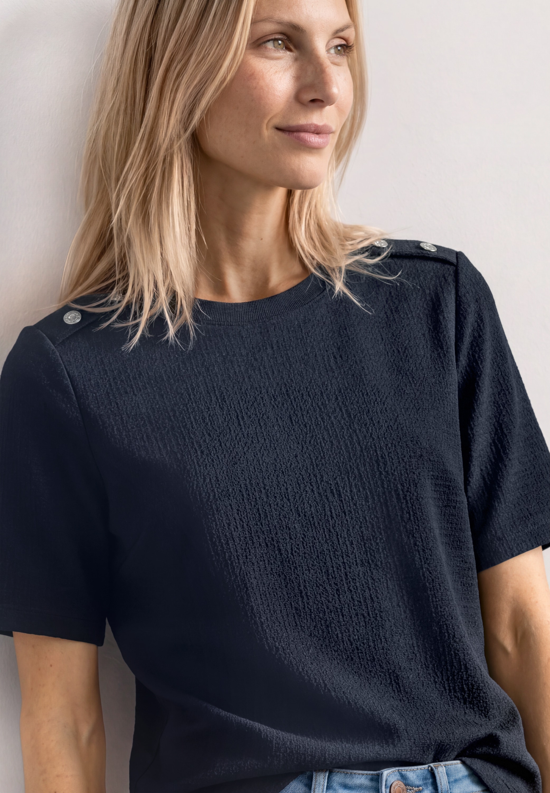 STREET ONE Kurzarmshirt Kurzarm Sommershirt mit Knopfdetails